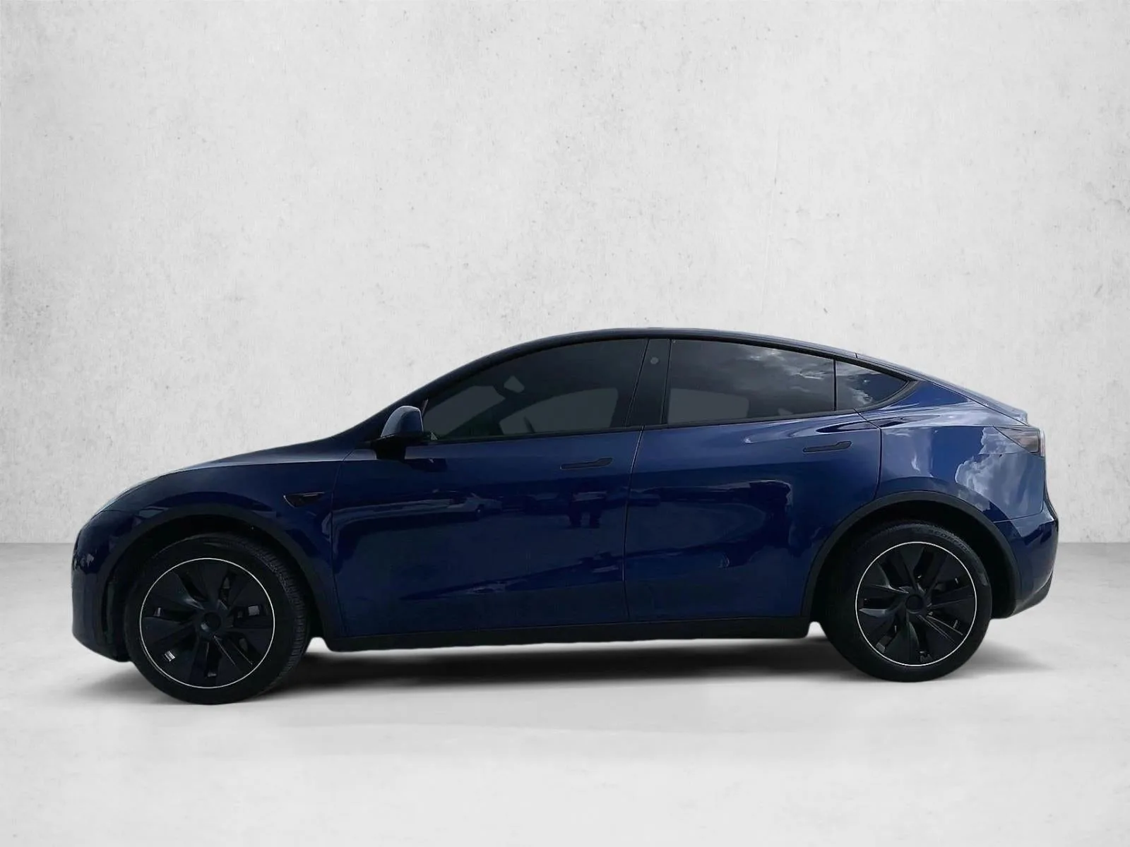 2024 Tesla Model Y Long Range photo 6