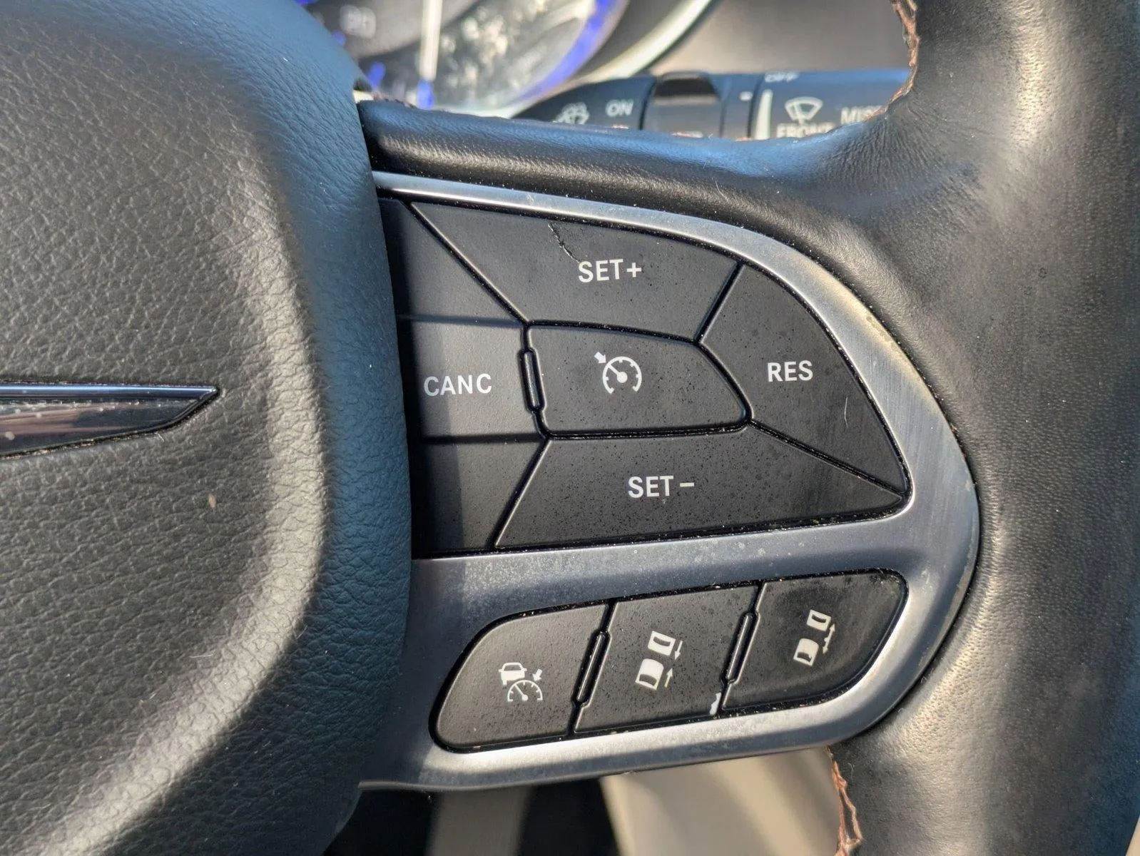 2020 Chrysler Pacifica Touring L Plus FWD photo 5