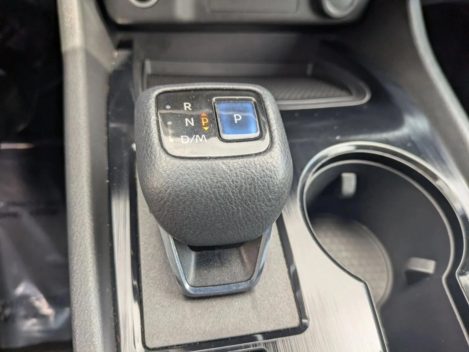 2021 Nissan Rogue FWD S photo 12