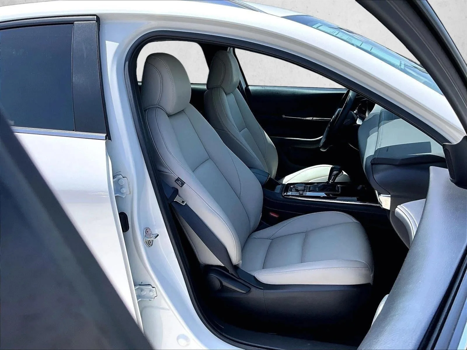 2024 Mazda CX-30 2.5 S Preferred Package photo 9