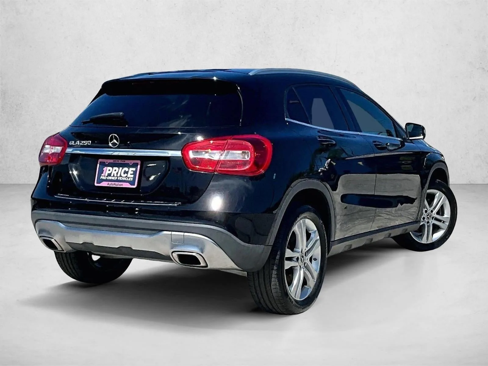 2019 Mercedes-Benz GLA 250 GLA 250 photo 2