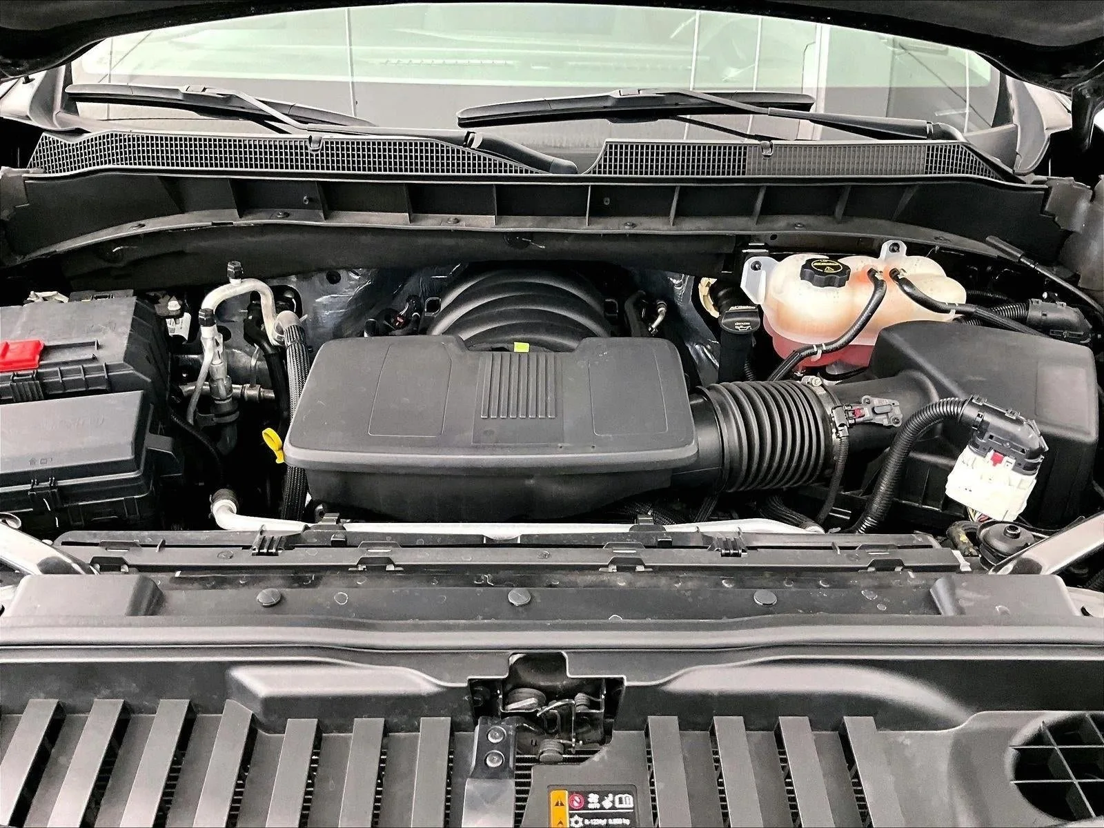 2024 Chevrolet Silverado 1500 RST photo 11