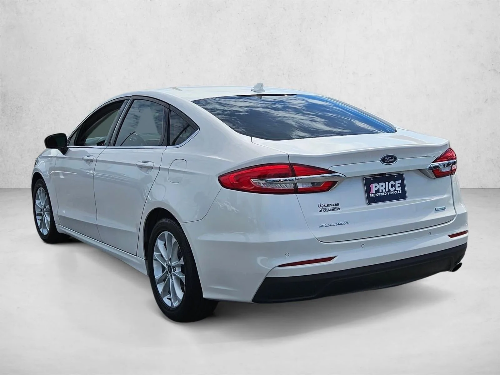 2019 Ford Fusion SE FWD photo 8