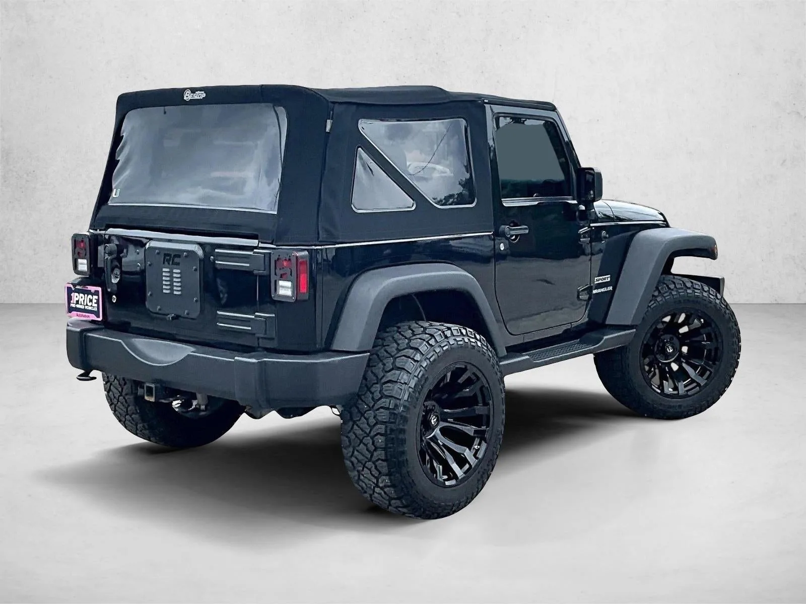 2017 Jeep Wrangler Sport 4x4 photo 2
