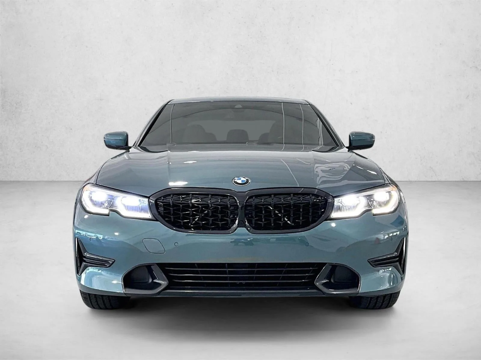 2021 BMW 330i 330i photo 3