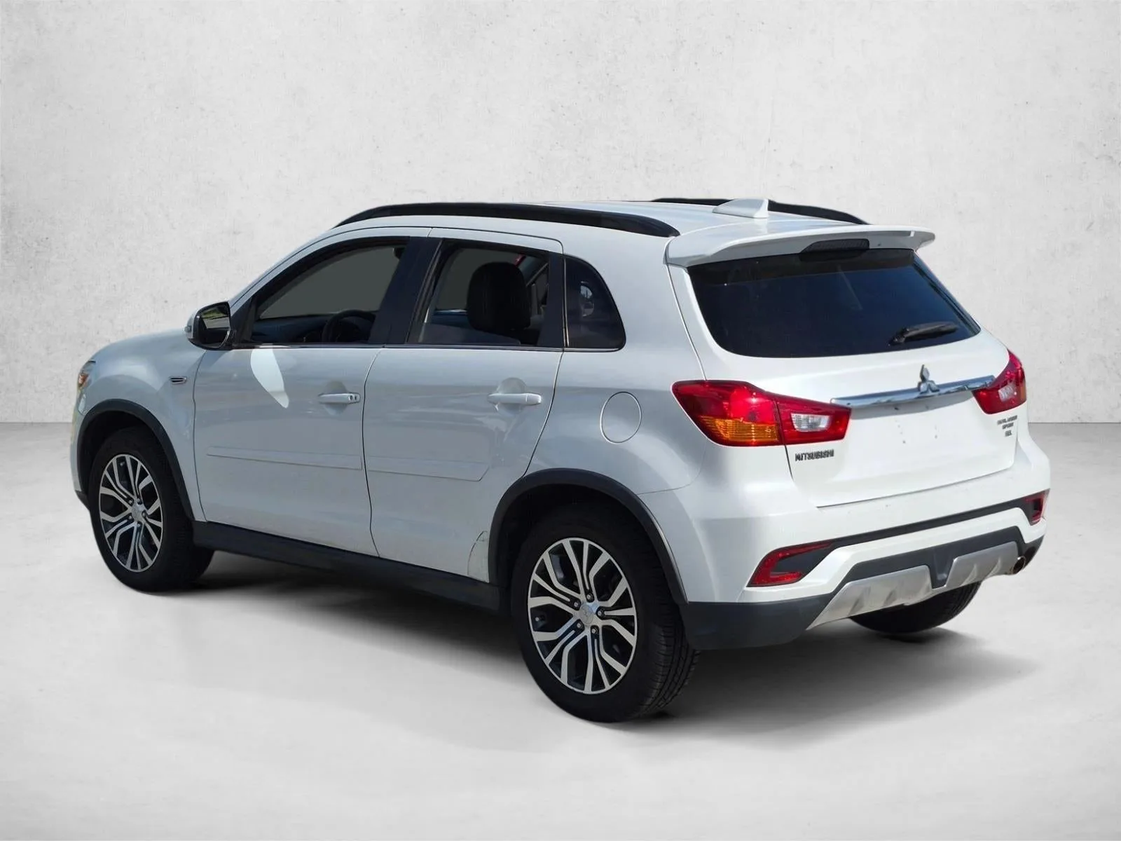 2018 Mitsubishi Outlander Sport SEL 2.4 CVT photo 8