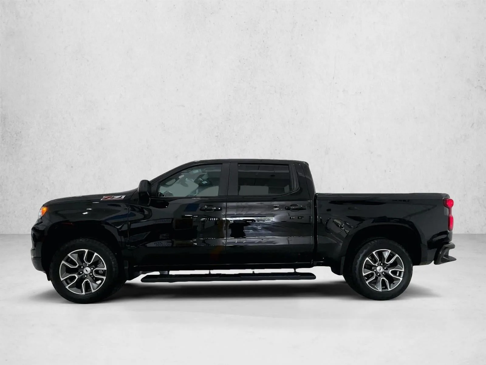 2024 Chevrolet Silverado 1500 RST photo 6