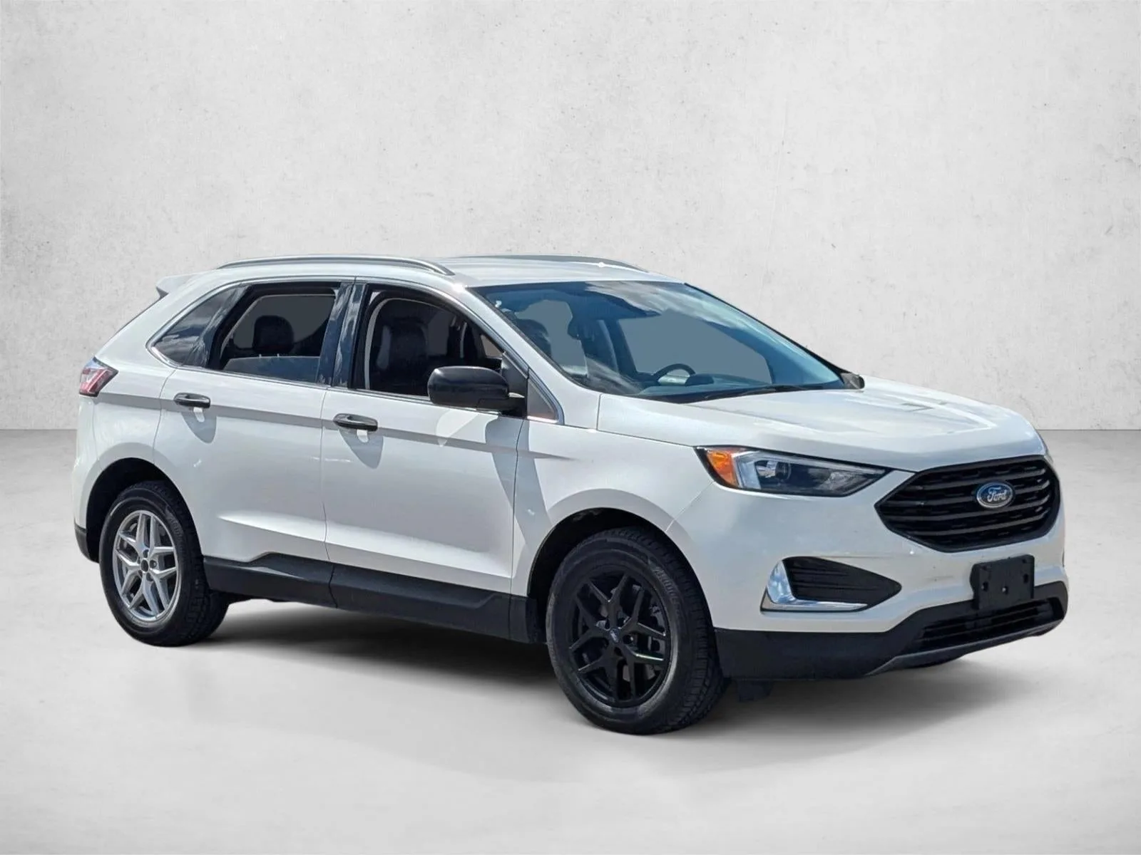2022 Ford Edge SEL AWD photo 3