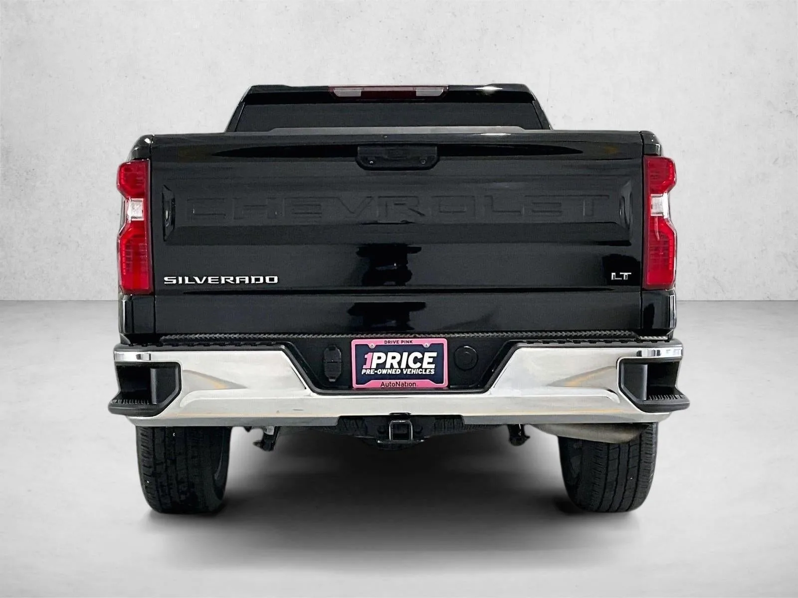 2023 Chevrolet Silverado 1500 LT photo 4
