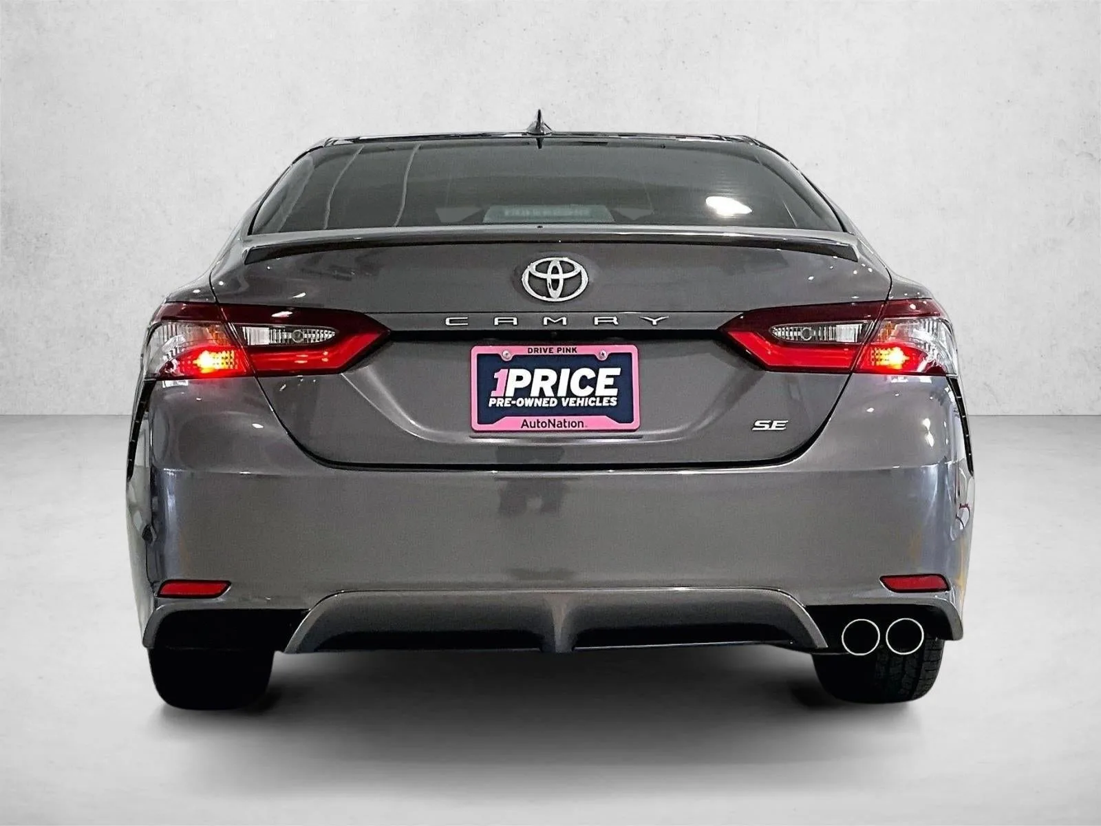 2024 Toyota Camry SE photo 4