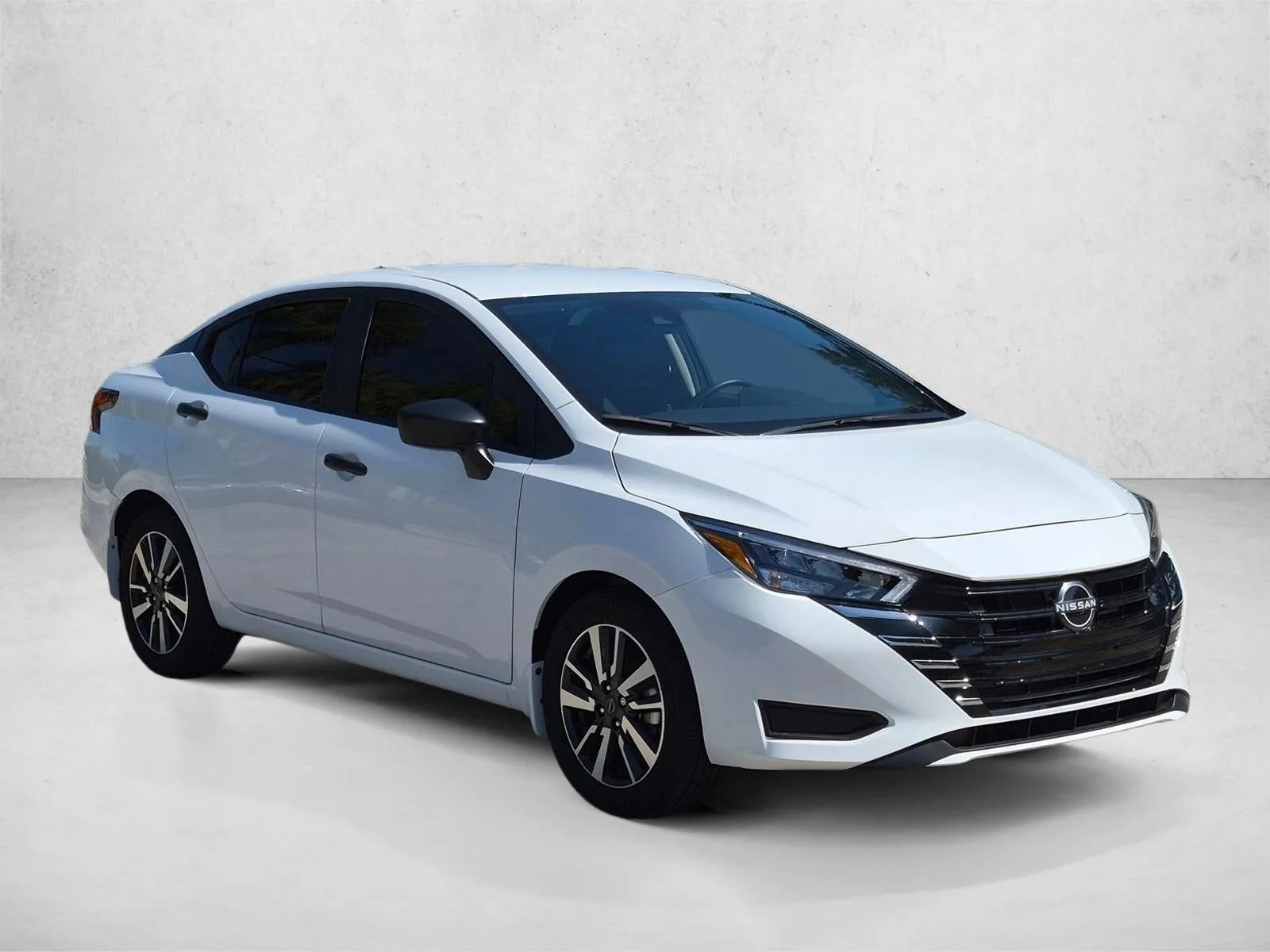 2025 Nissan Versa S CVT photo 3