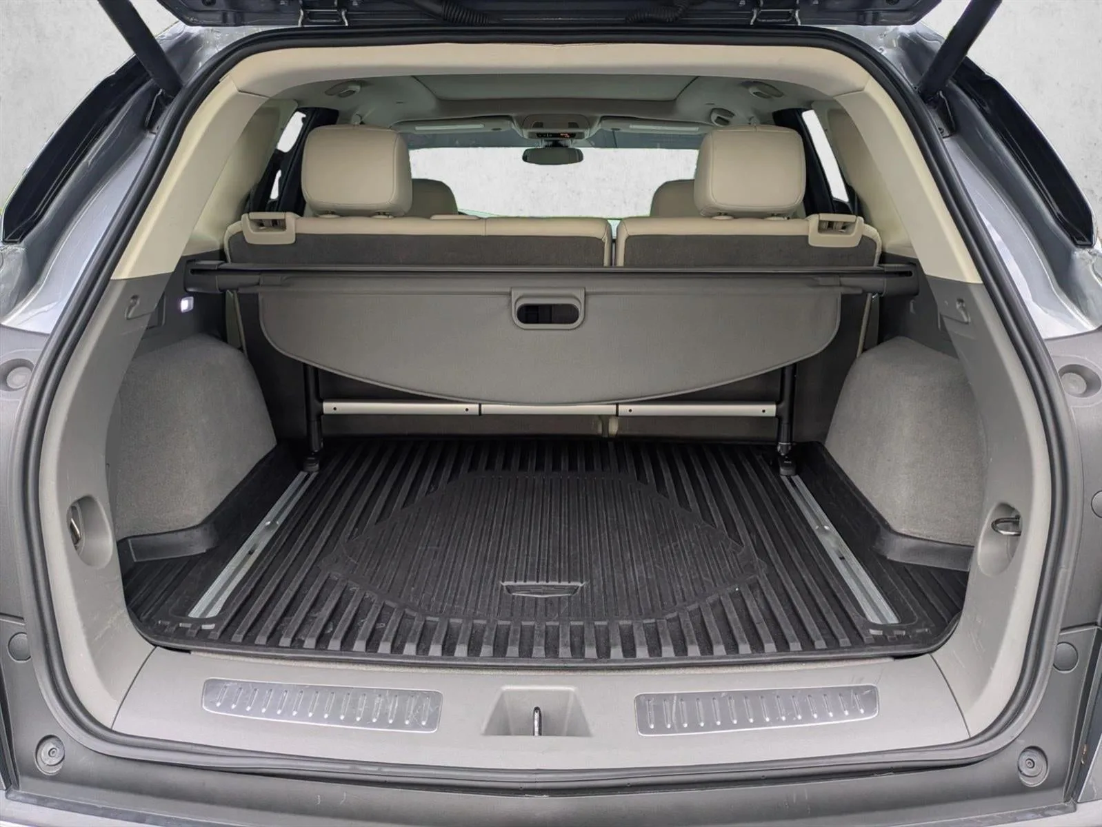 2020 Cadillac XT5 FWD 4dr Premium Luxury photo 6