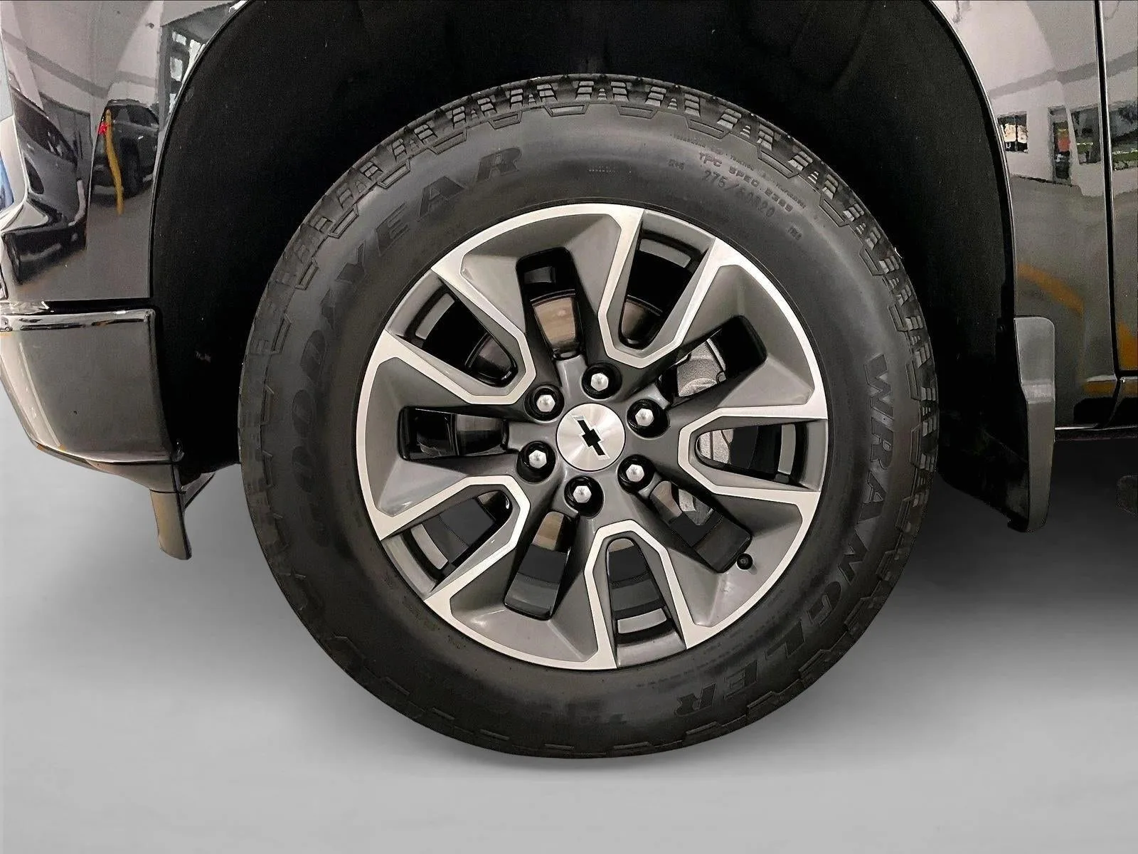 2024 Chevrolet Silverado 1500 RST photo 10