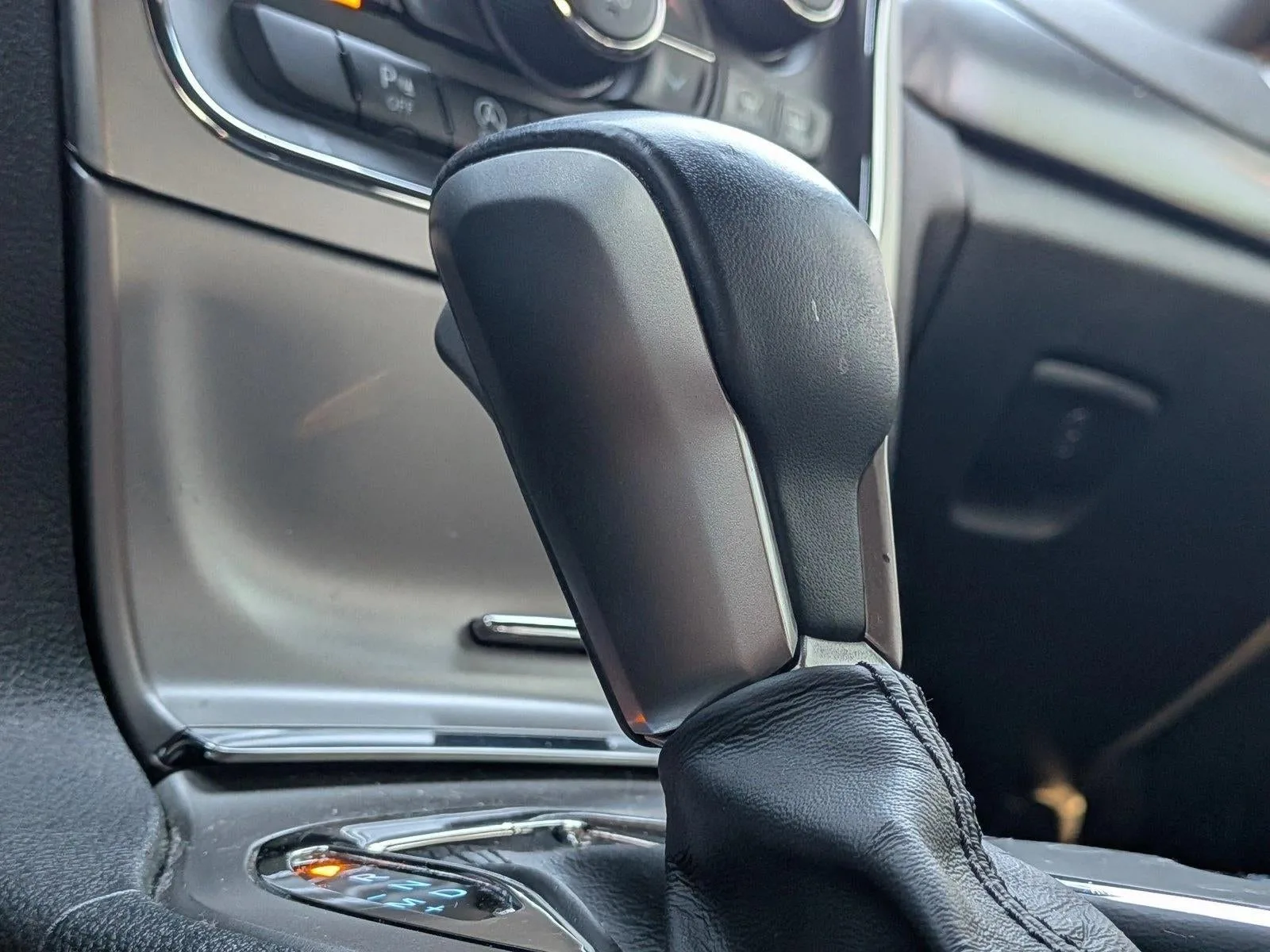 2018 Jeep Grand Cherokee Altitude 4x2 *Ltd Avail* photo 12