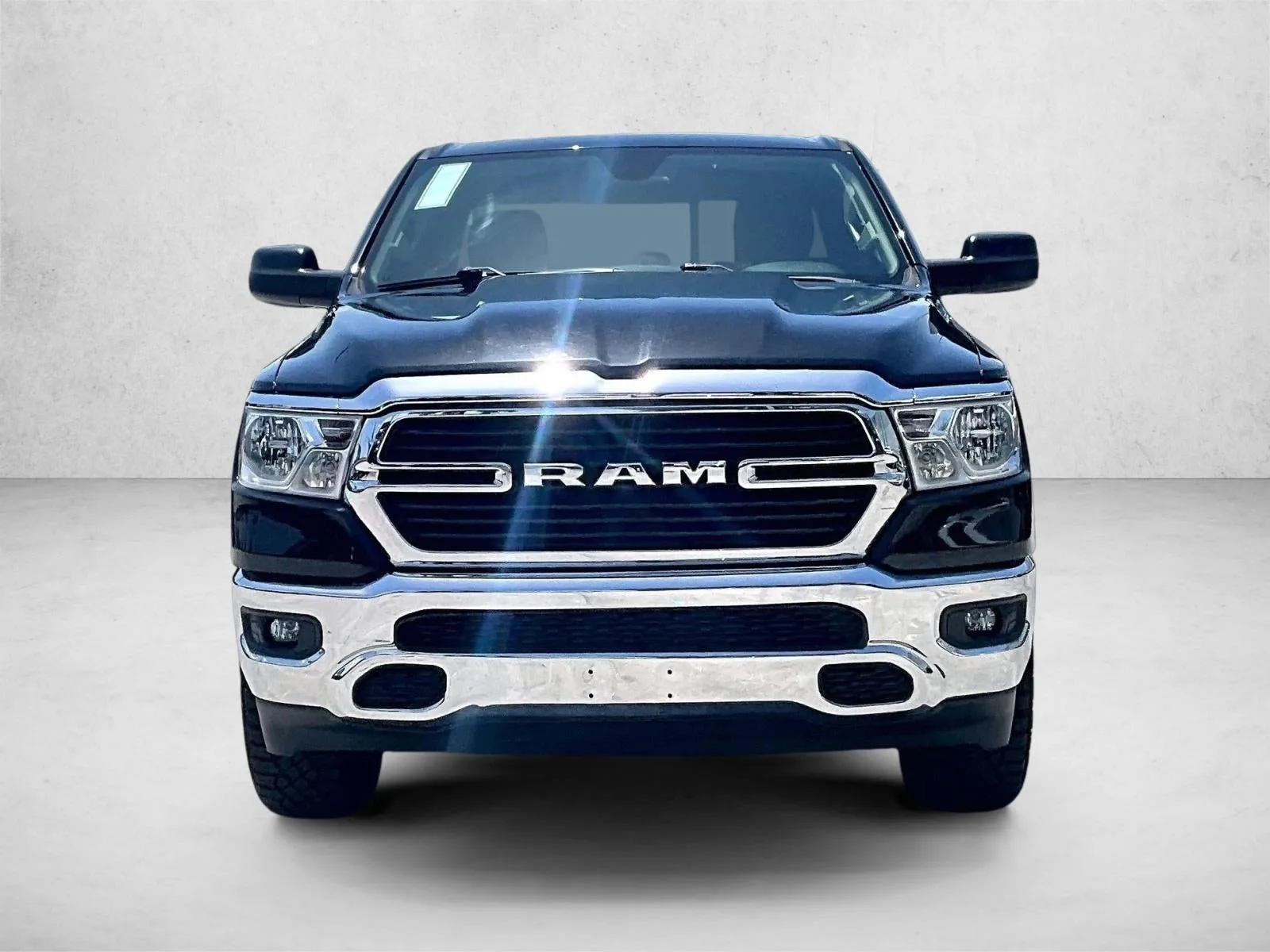 2020 RAM 1500 Big Horn Quad Cab 4x2 6'4" Box photo 3