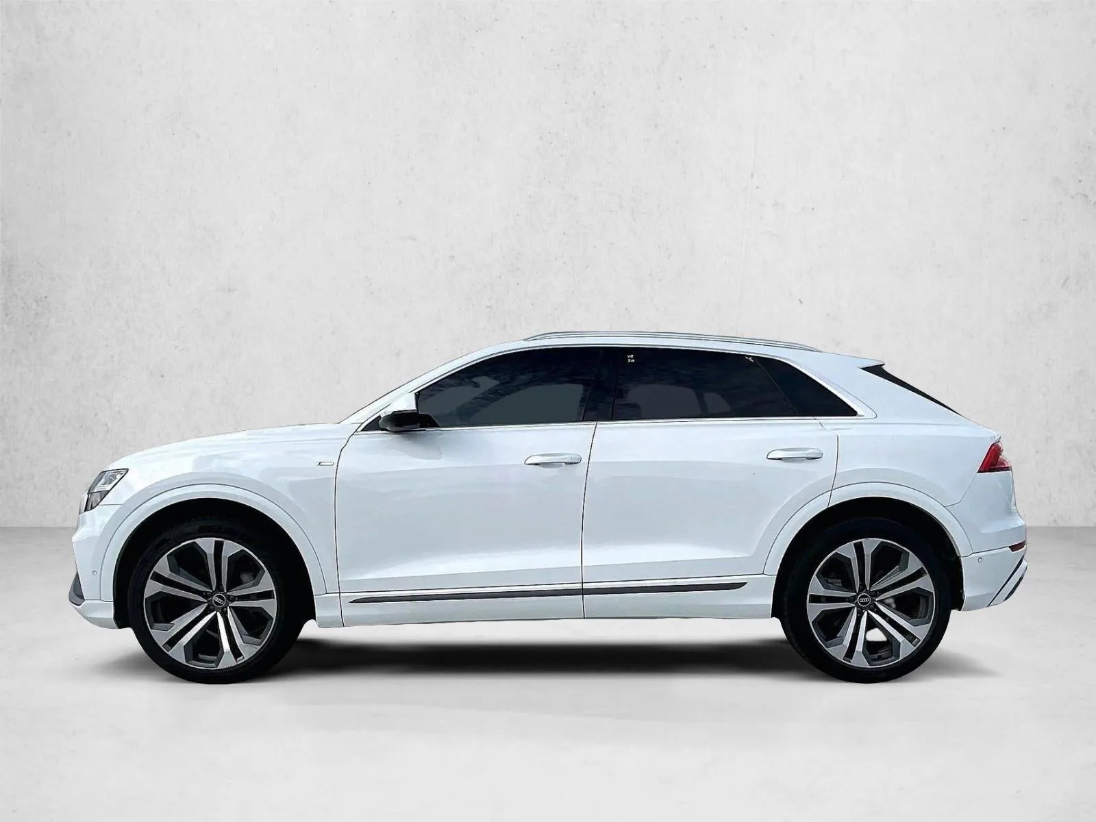 2021 Audi Q8 Premium Plus 55 TFSI quattro Tiptronic photo 6