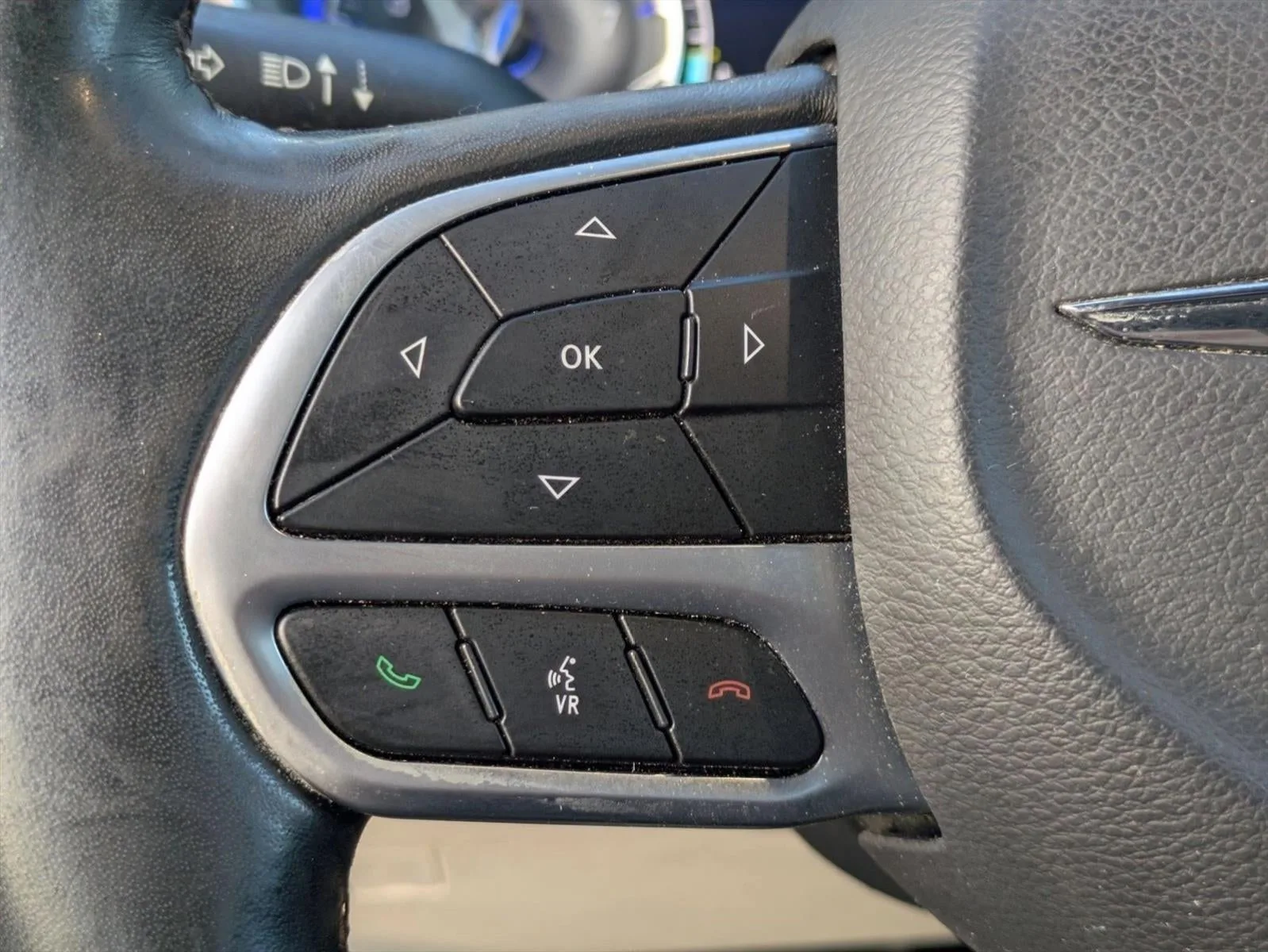 2020 Chrysler Pacifica Touring L Plus FWD photo 4