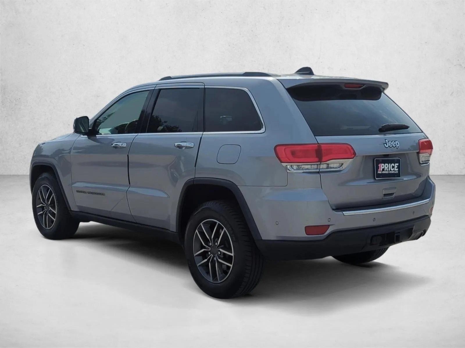 2019 Jeep Grand Cherokee Limited 4x2 photo 8