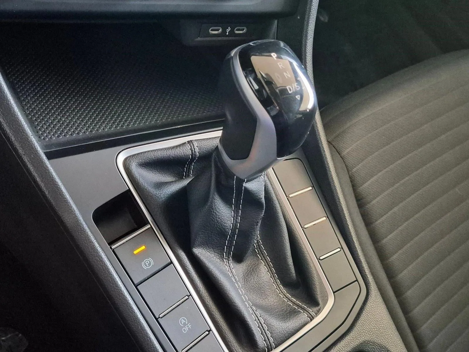 2024 Volkswagen Jetta S Auto photo 11