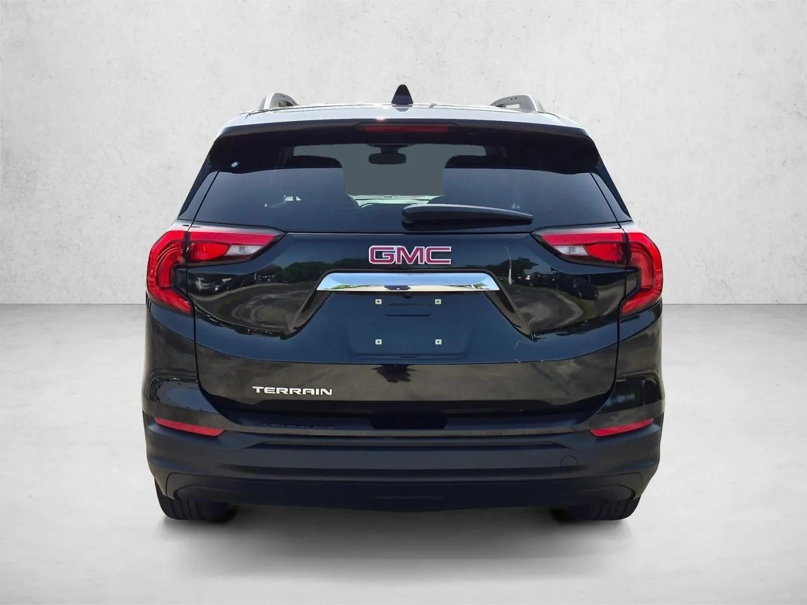2020 GMC Terrain FWD SLE photo 6