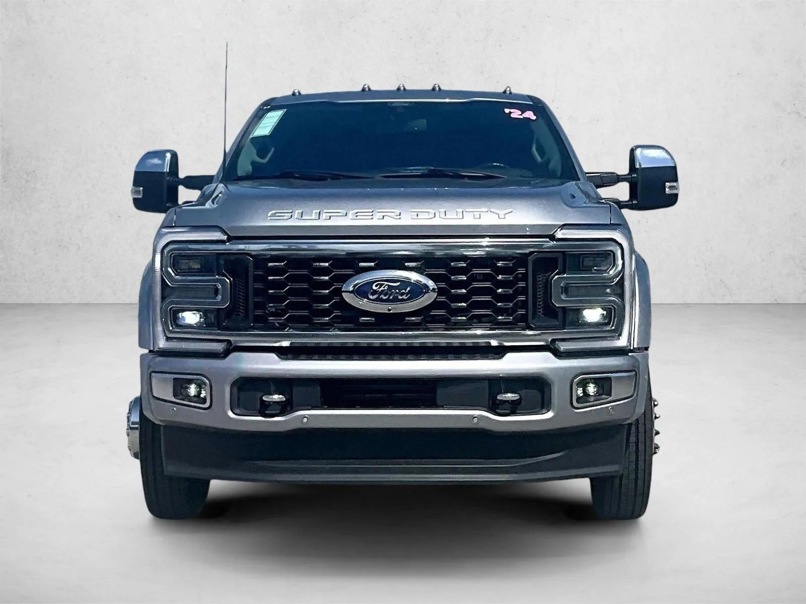 2024 Ford F-450 Limited photo 3