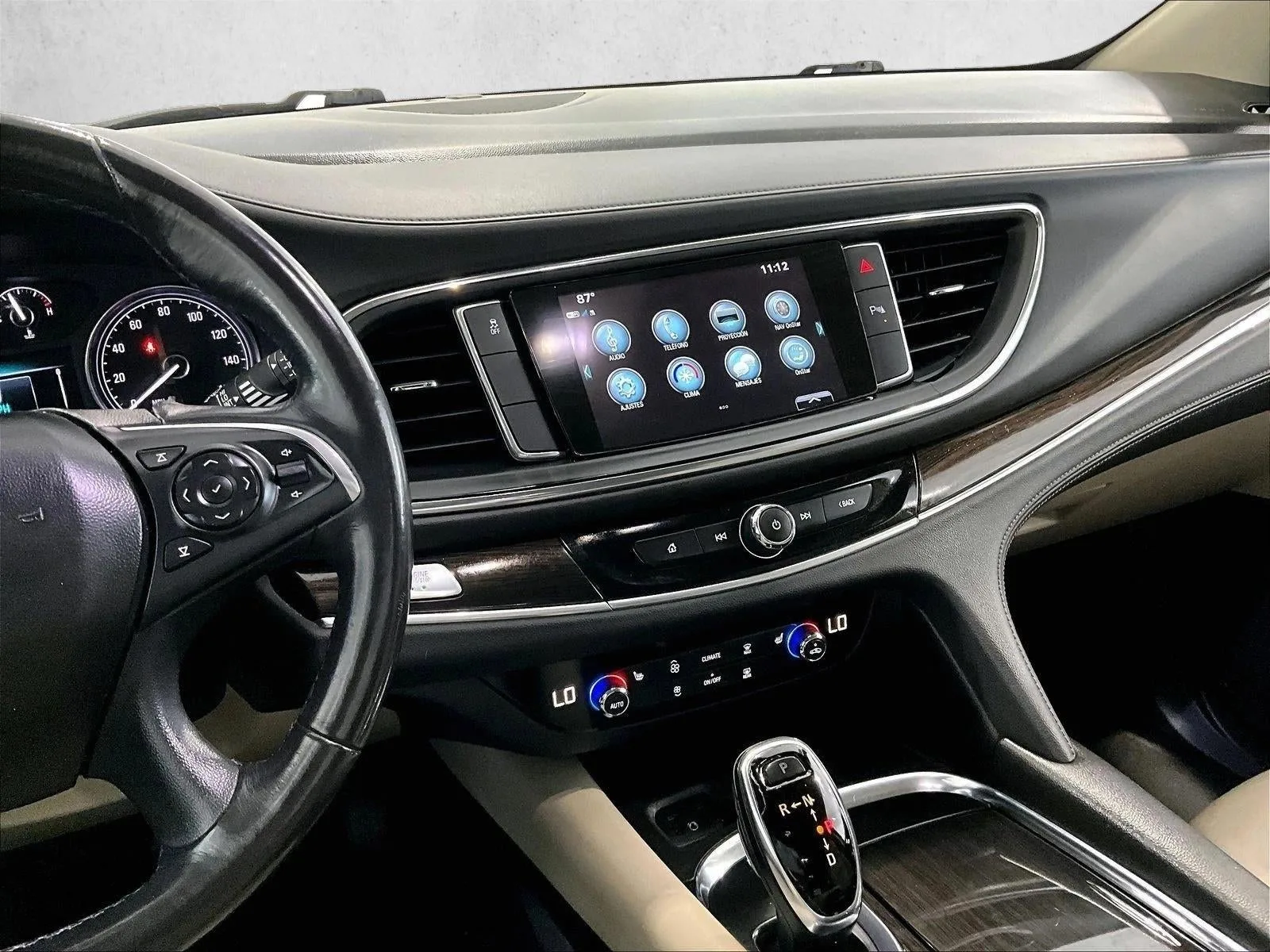 2018 Buick Enclave Essence photo 8
