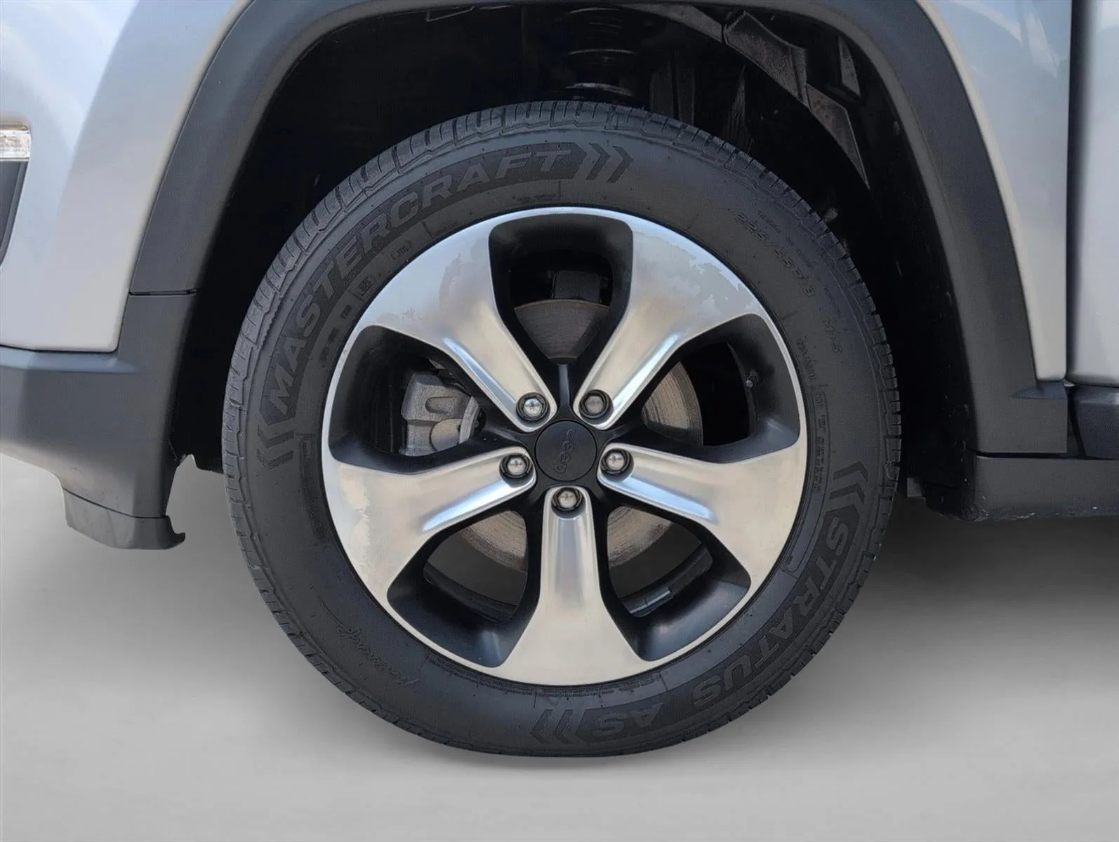 2020 Jeep Compass Latitude 4x4 photo 9
