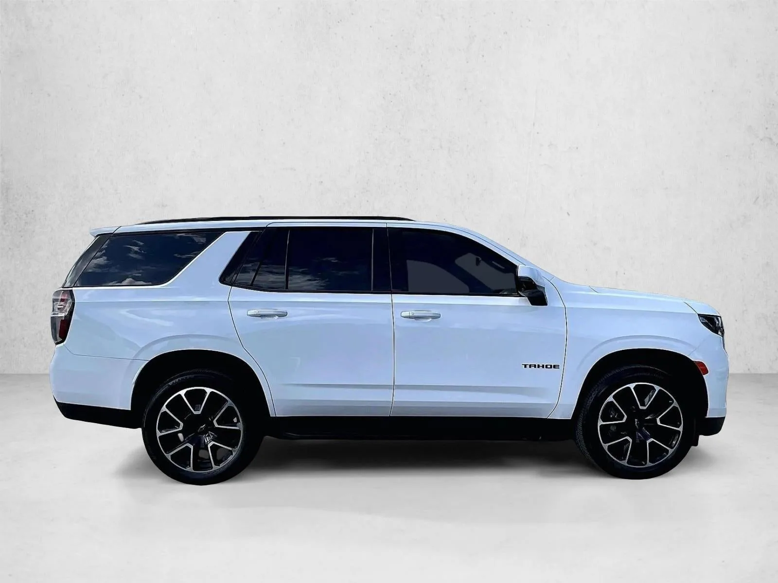 2022 Chevrolet Tahoe RST photo 5