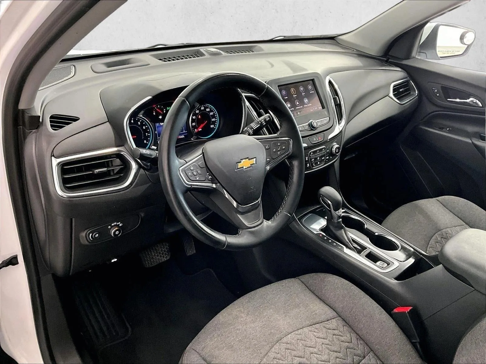 2023 Chevrolet Equinox LT photo 14