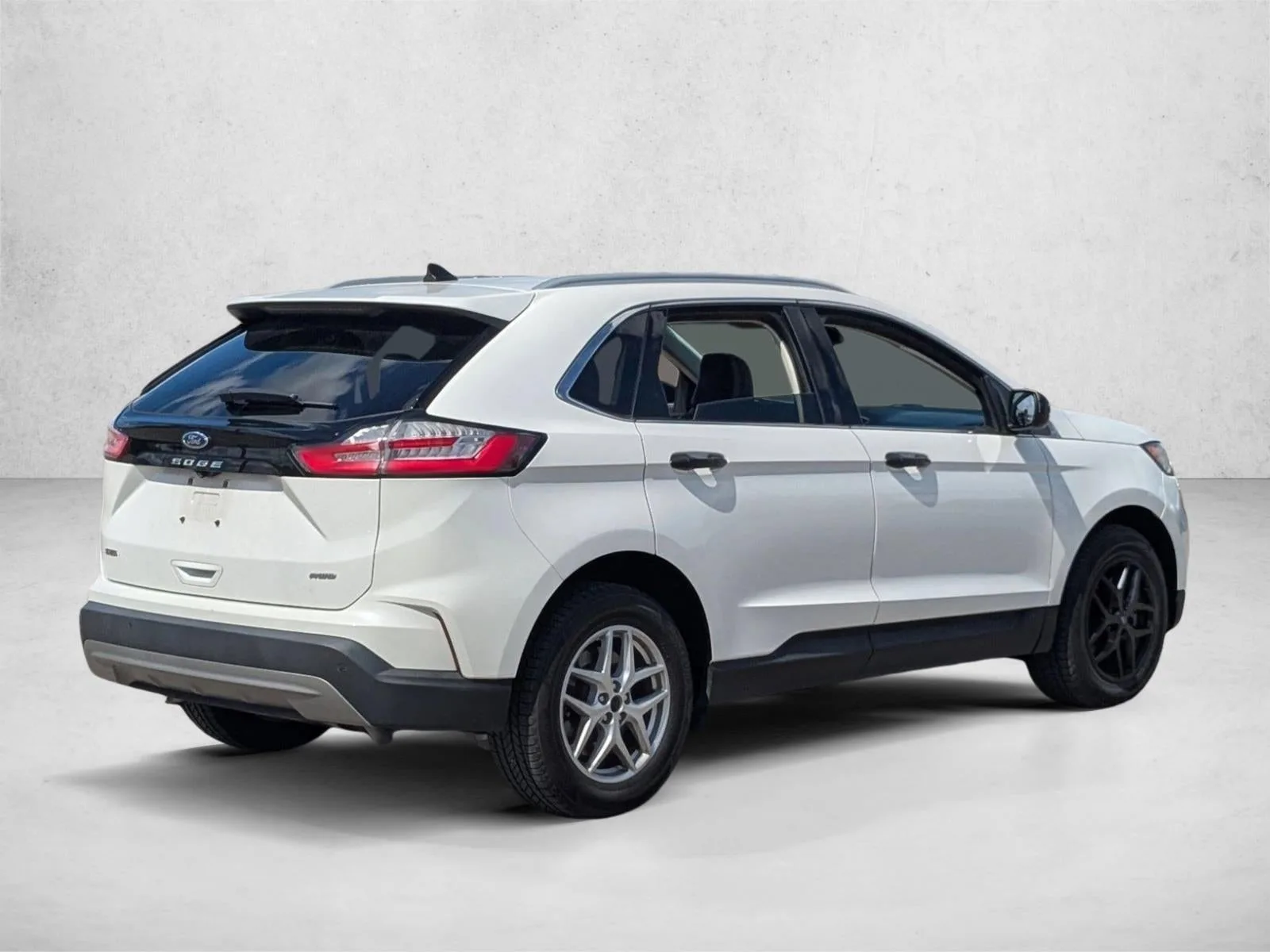 2022 Ford Edge SEL AWD photo 5