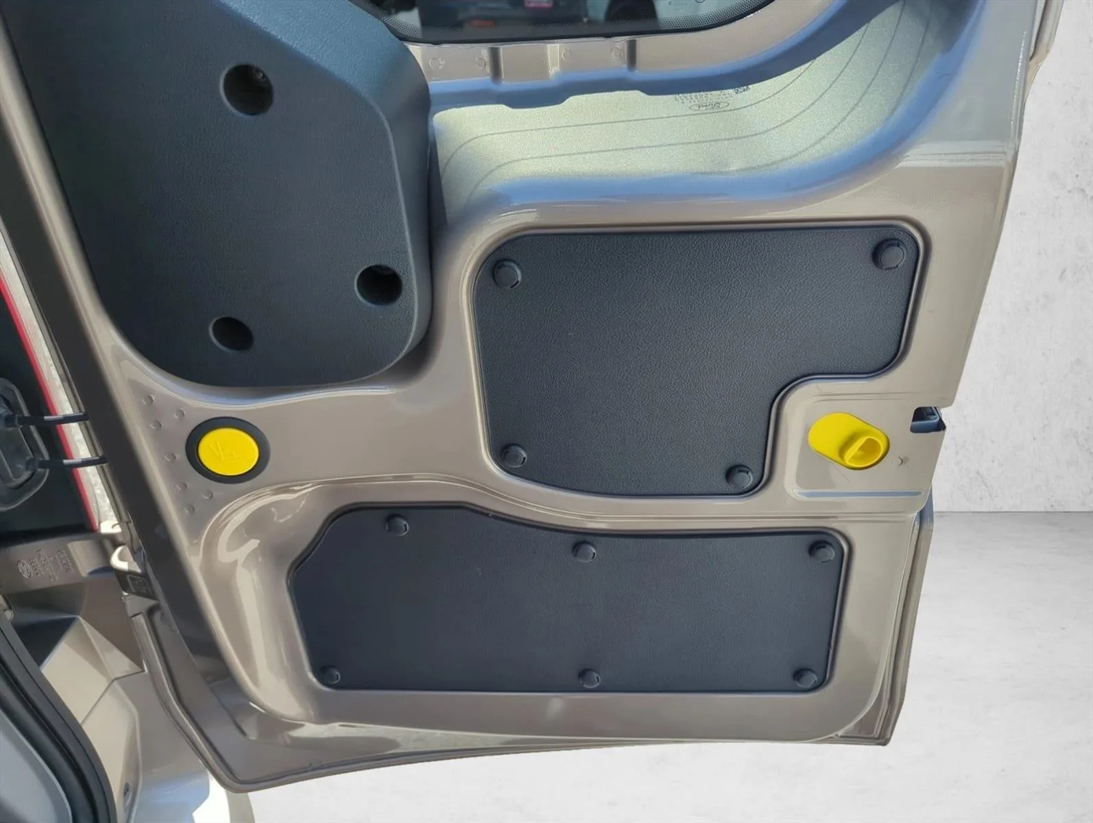 2019 Ford Transit Connect Wagon XLT LWB w/Rear Symmetrical Doors photo 3