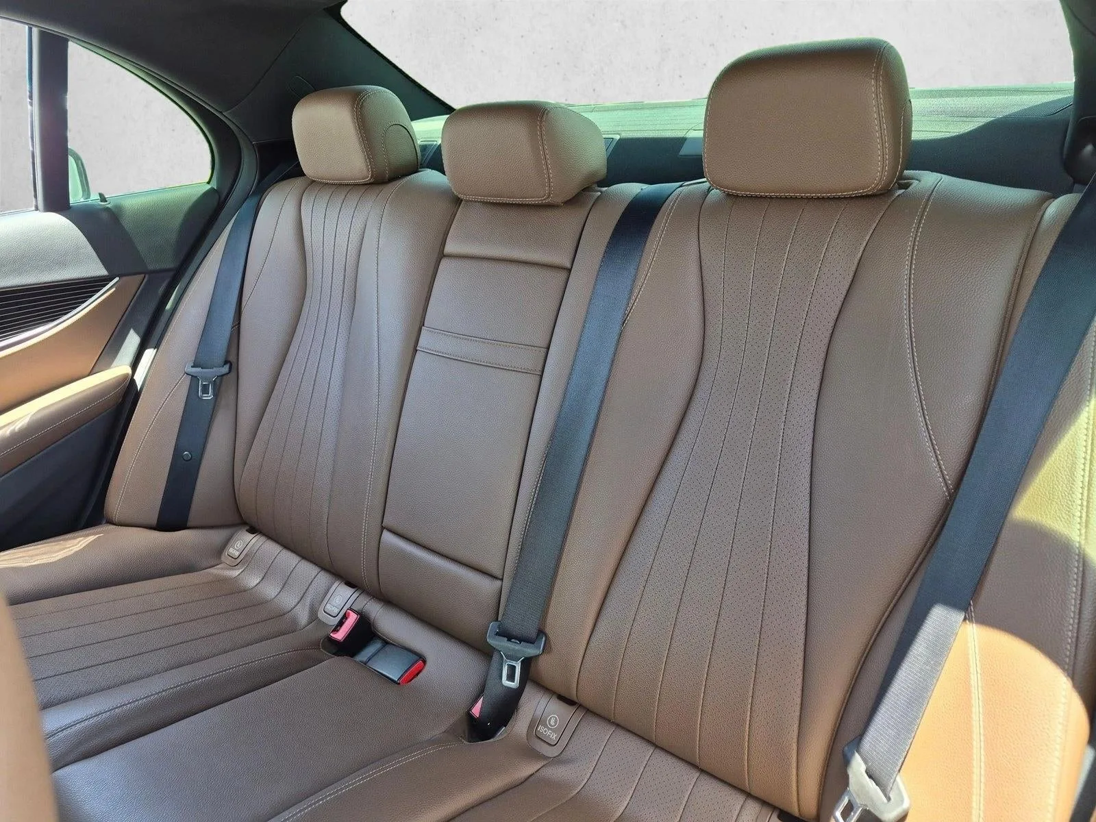 2018 Mercedes-Benz E-Class E 300 RWD Sedan photo 12