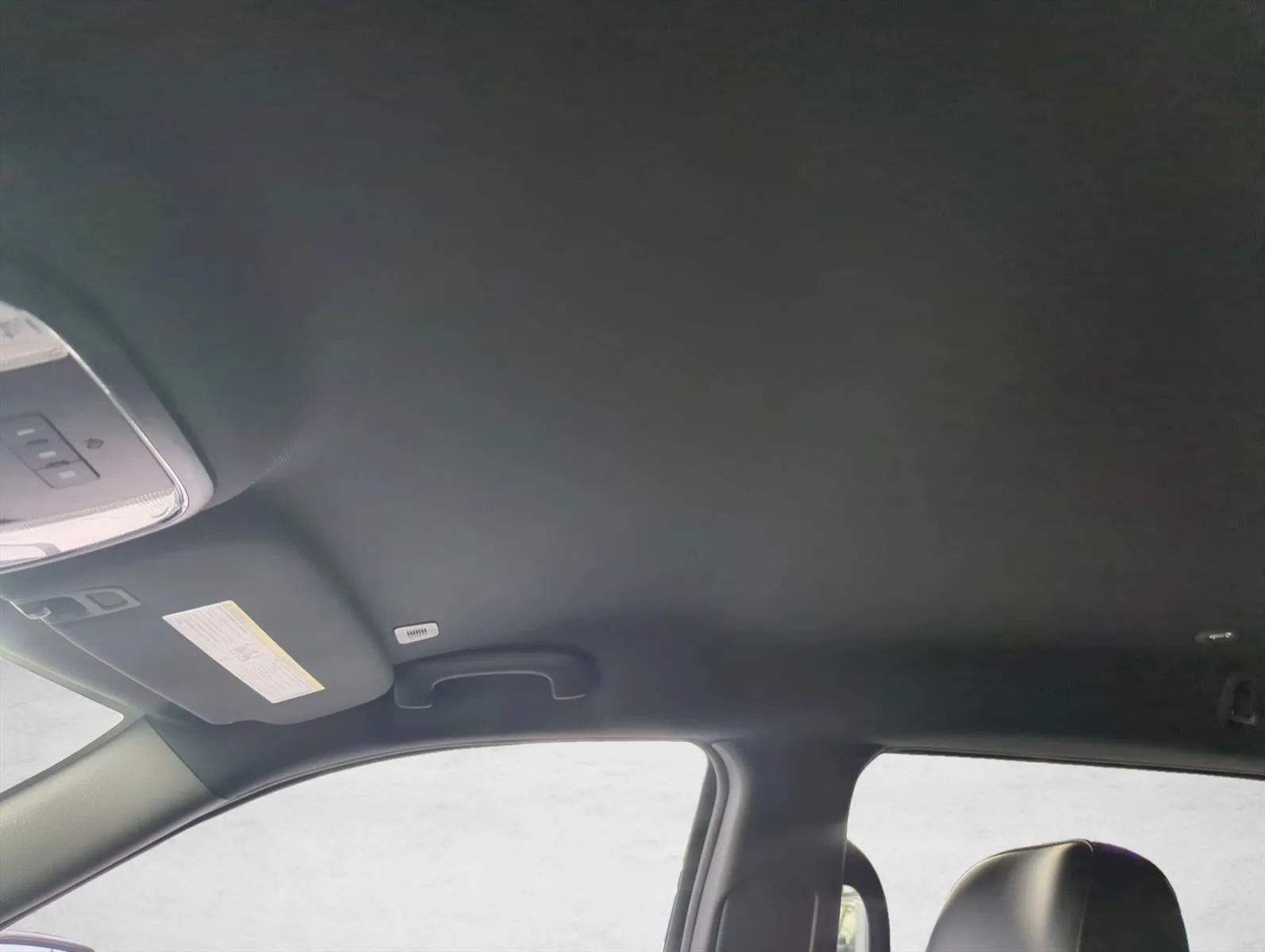 2019 Jeep Grand Cherokee Altitude 4x2 photo 12