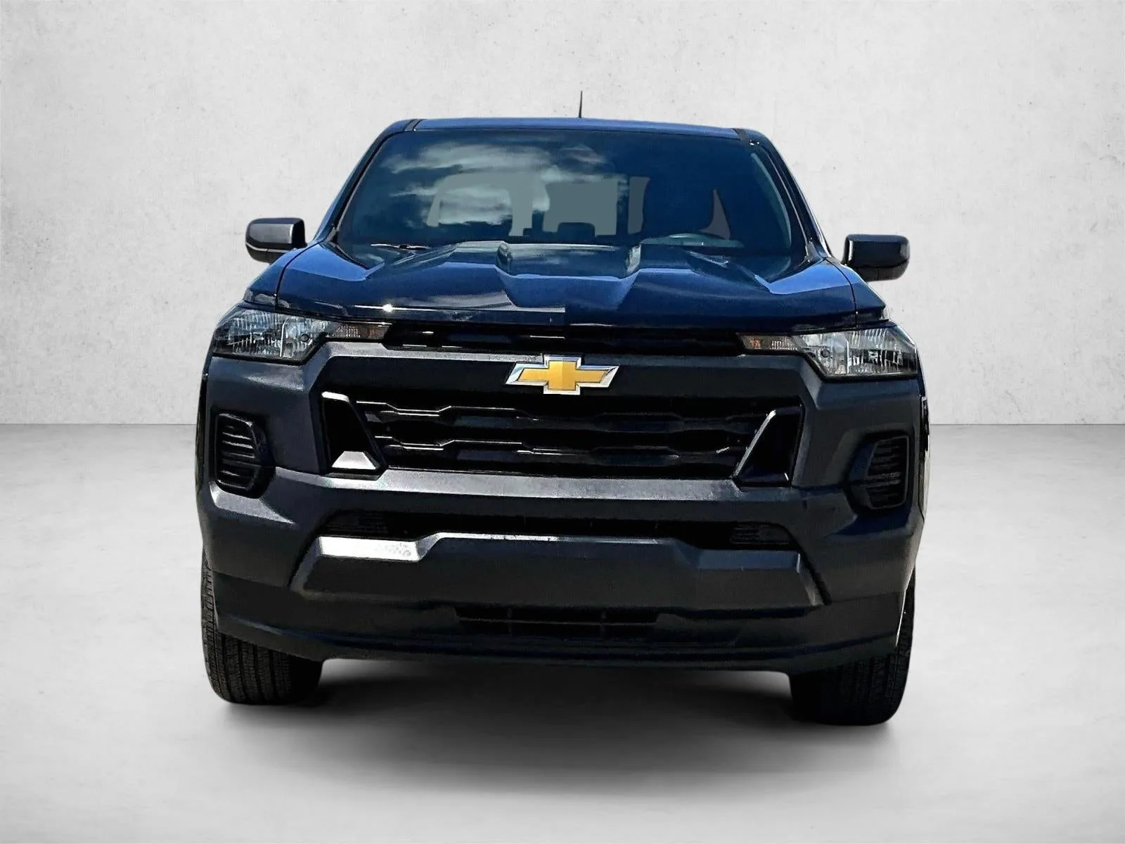 2025 Chevrolet Colorado WT/LT photo 3