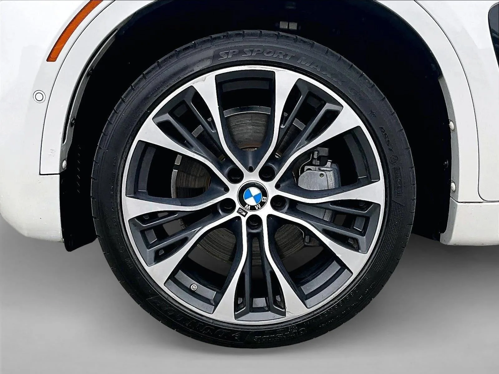 2019 BMW X6 xDrive50i photo 10