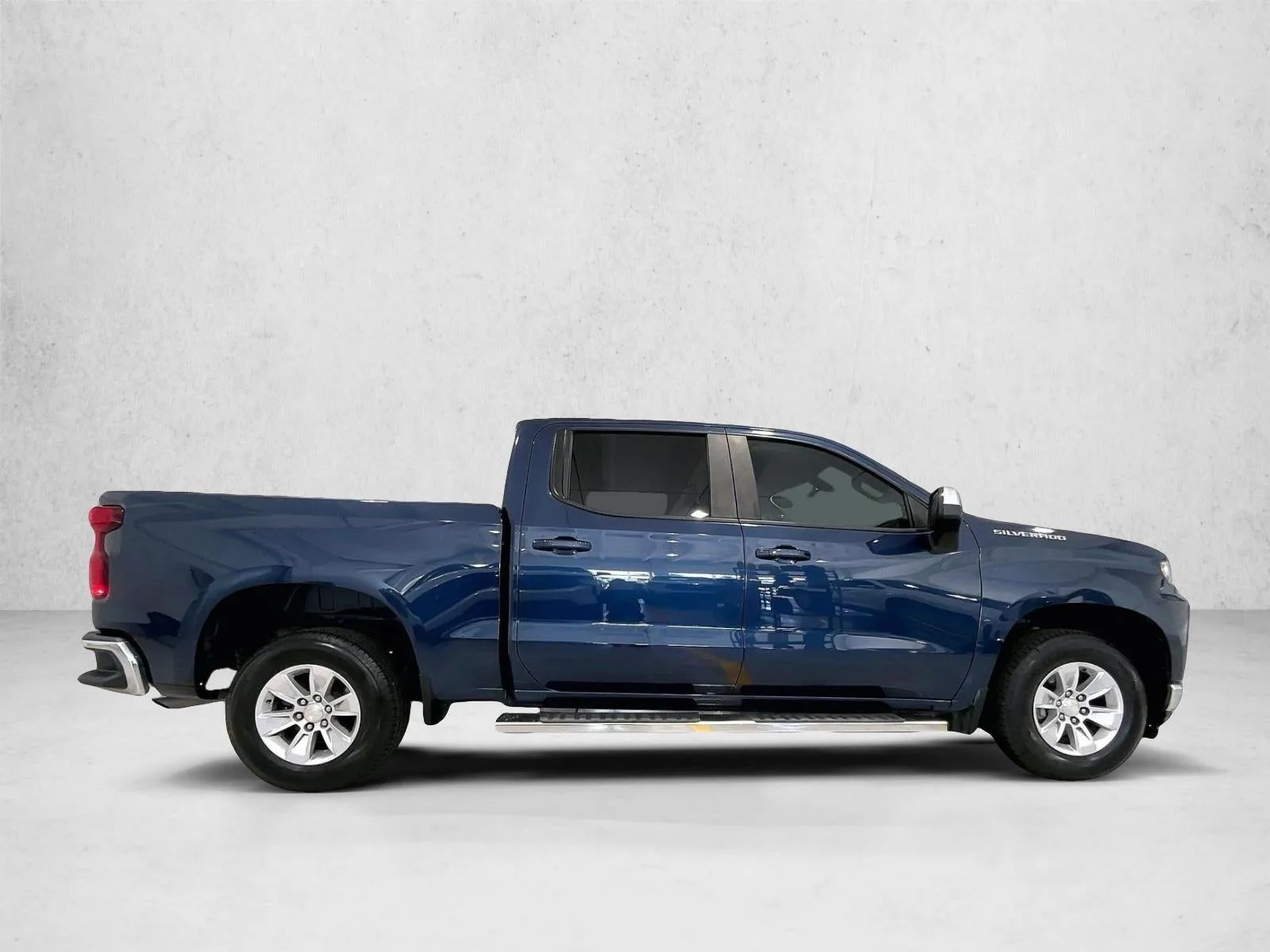 2021 Chevrolet Silverado 1500 LT photo 5