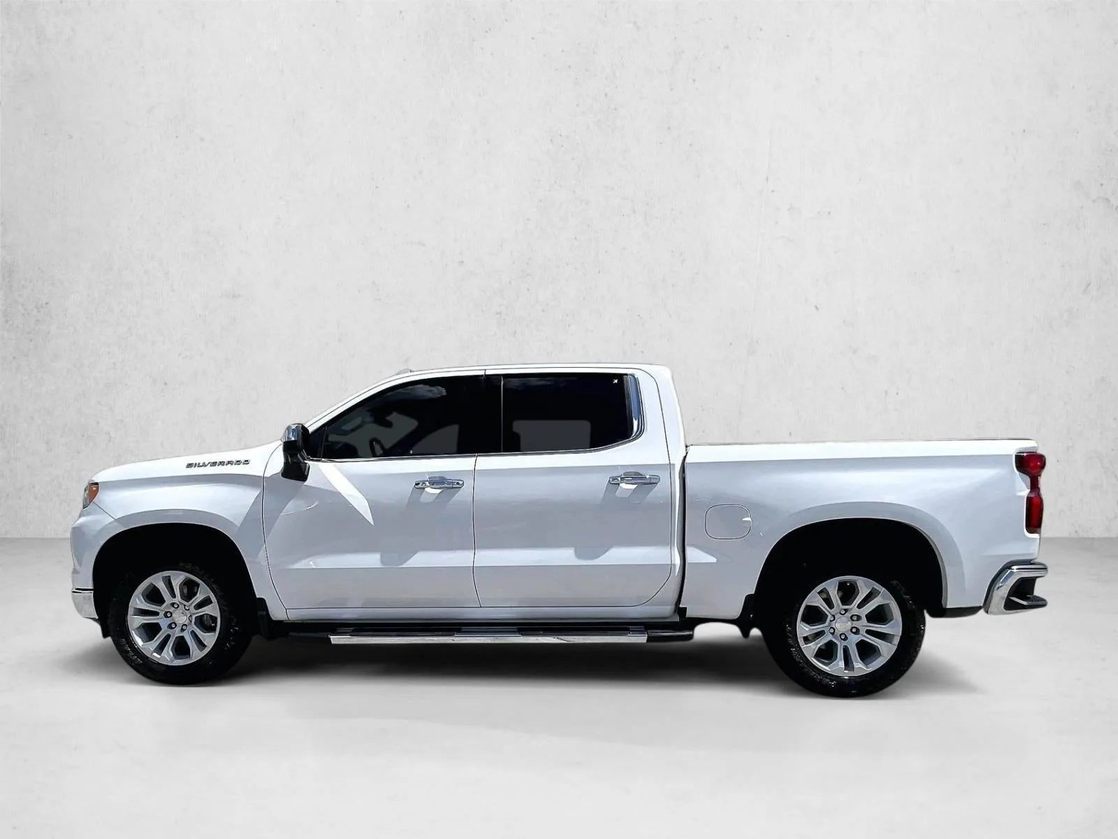2022 Chevrolet Silverado 1500 LTZ photo 6