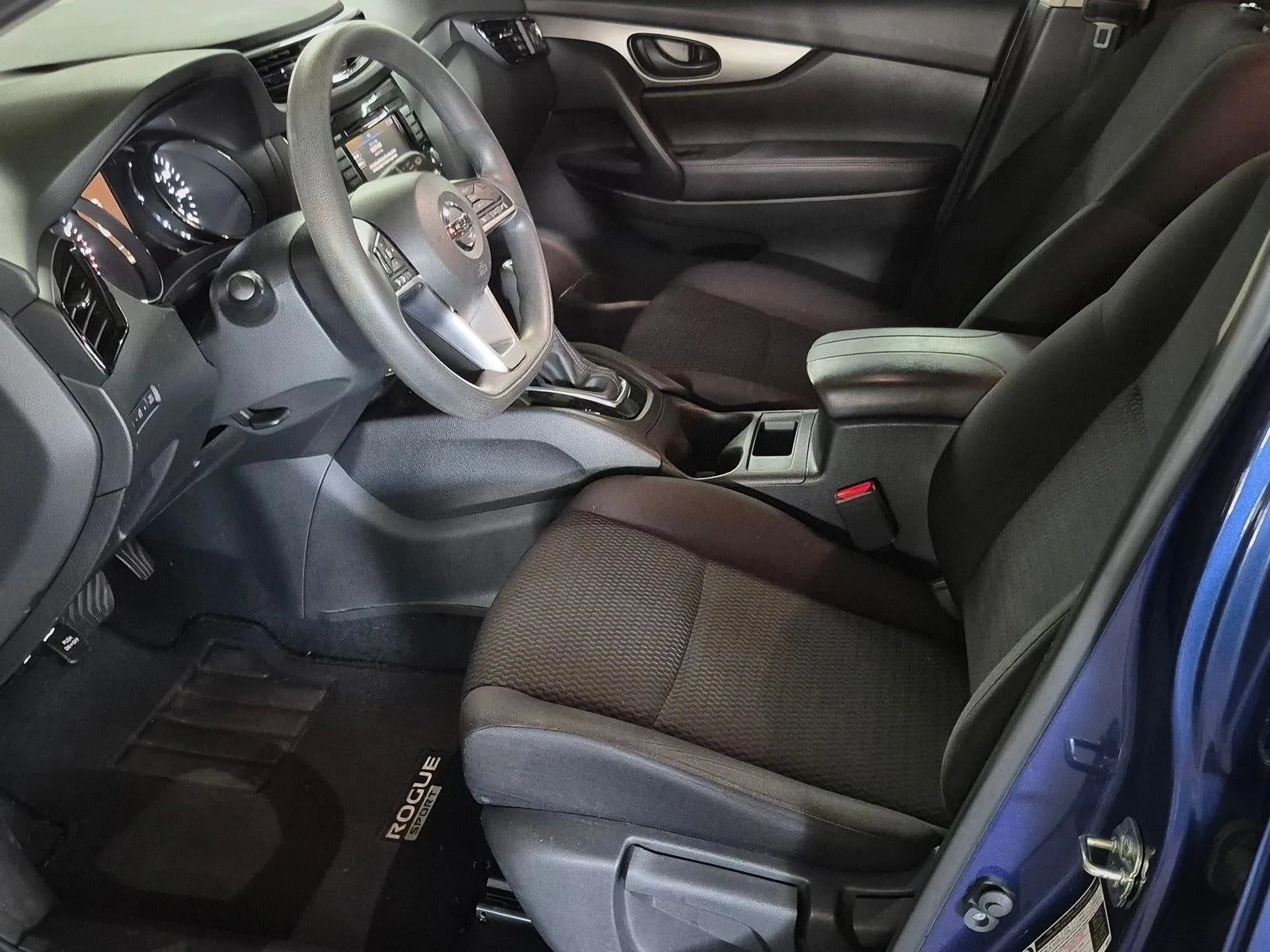 2020 Nissan Rogue Sport S FWD Xtronic CVT photo 11