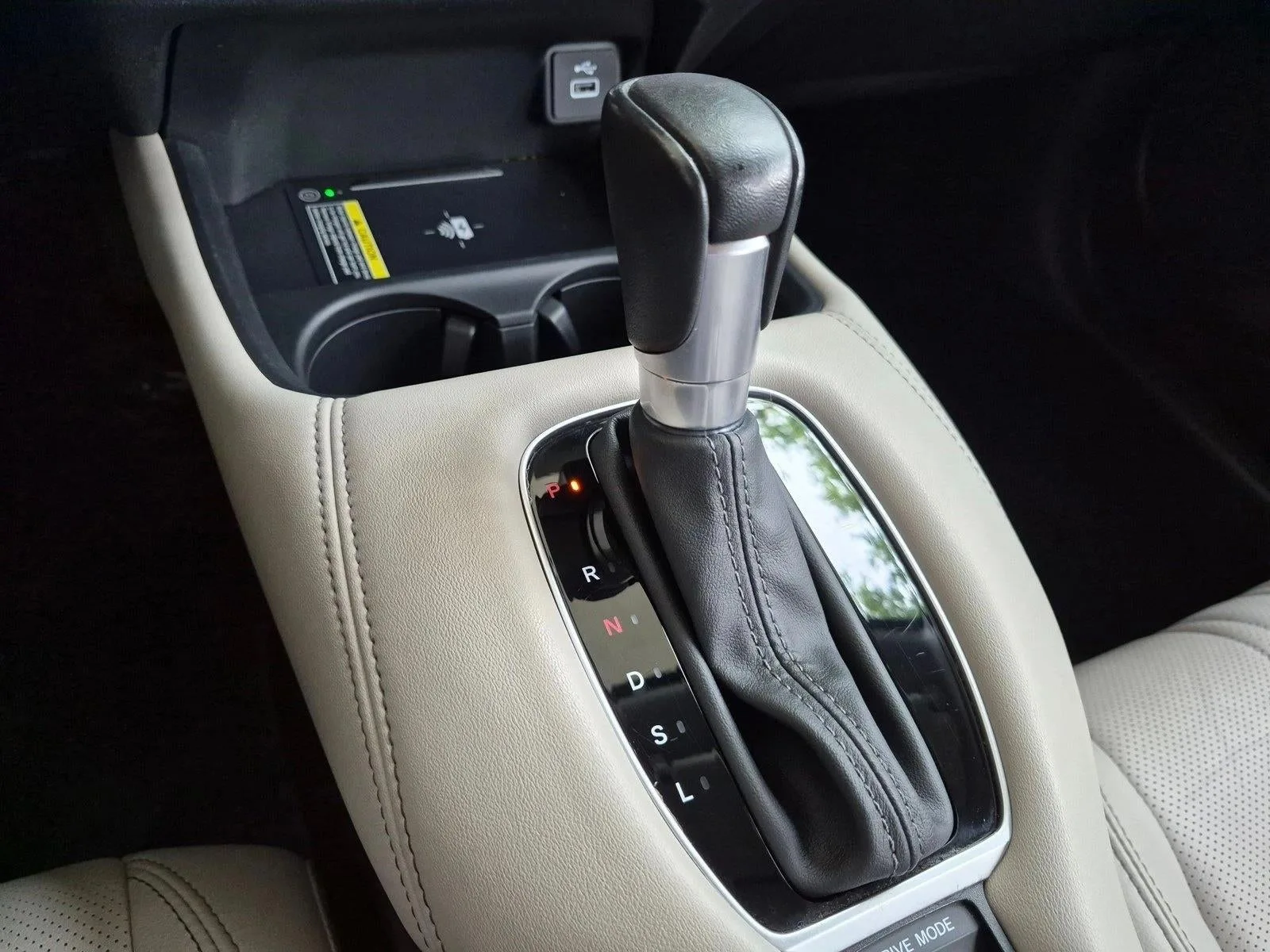 2025 Honda HR-V EX-L 2WD CVT photo 11
