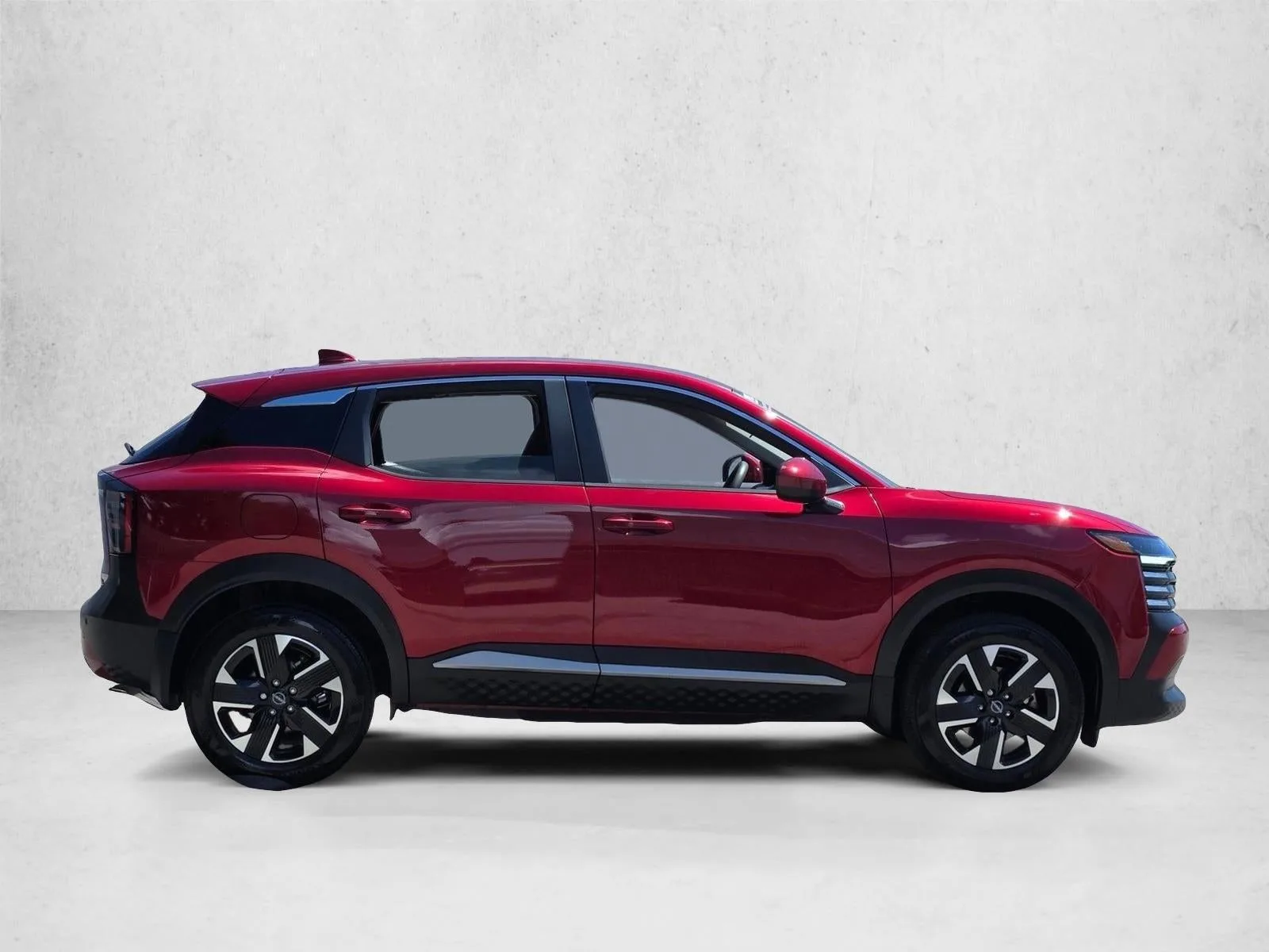 2025 Nissan Kicks SV AWD photo 4