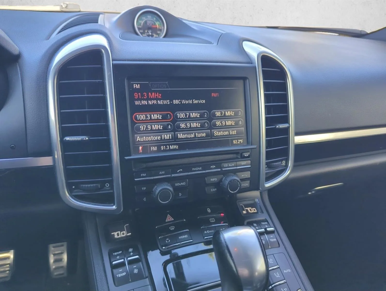 2012 Porsche Cayenne AWD 4dr S Hybrid photo 10