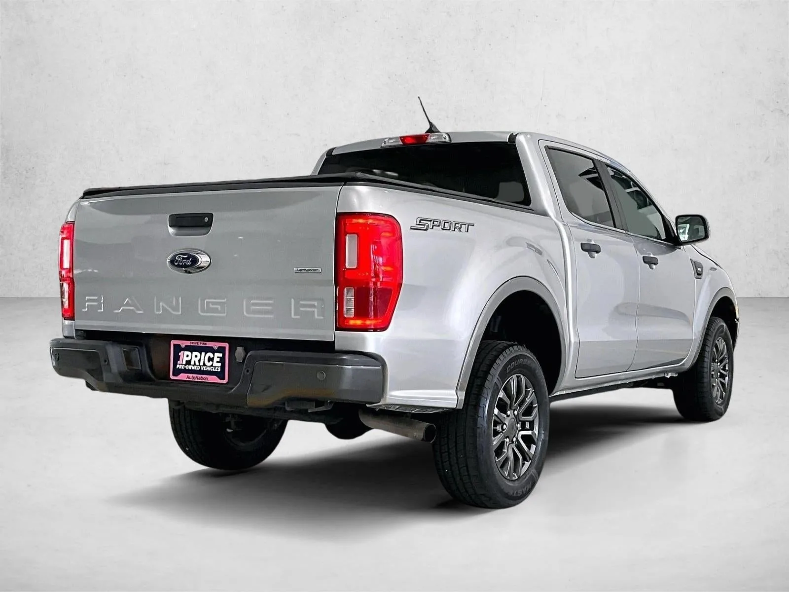 2020 Ford Ranger XLT photo 2