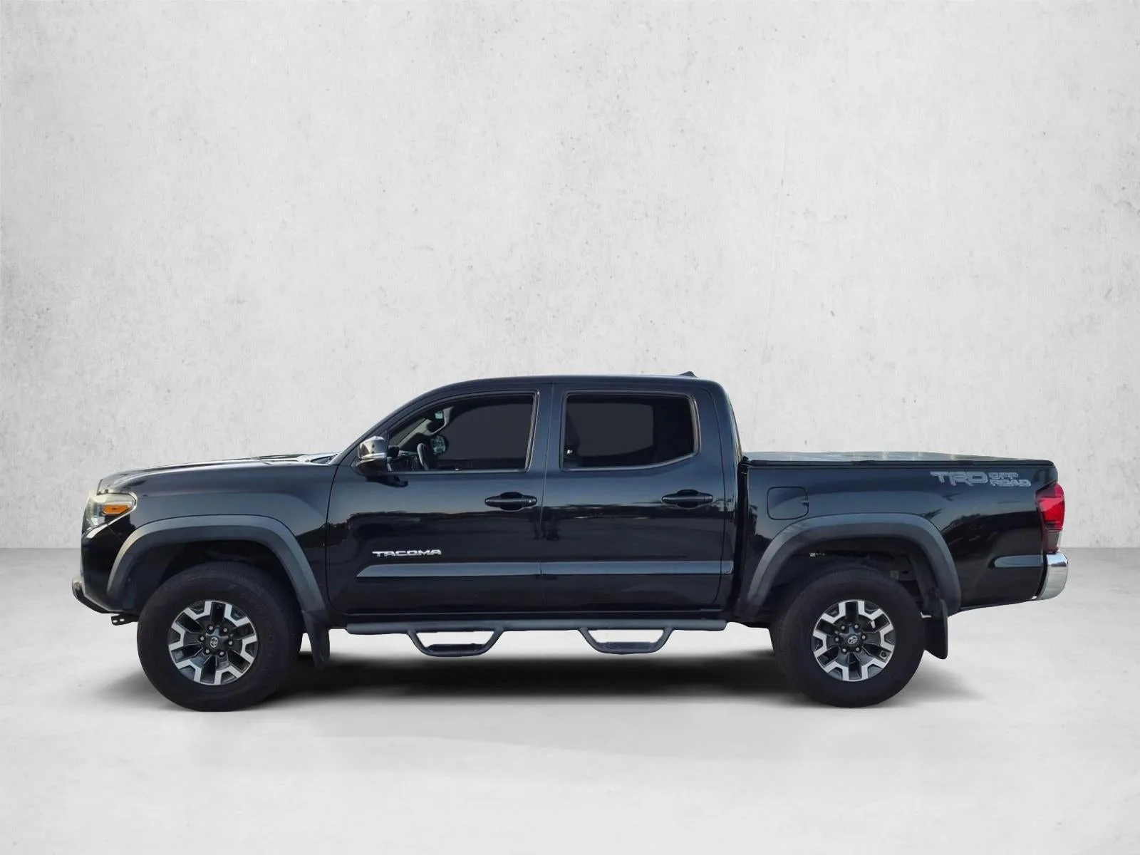 2019 Toyota Tacoma 2WD 2WD TRD Off Road Double Cab 5' Bed V6 AT (Natl) photo 8