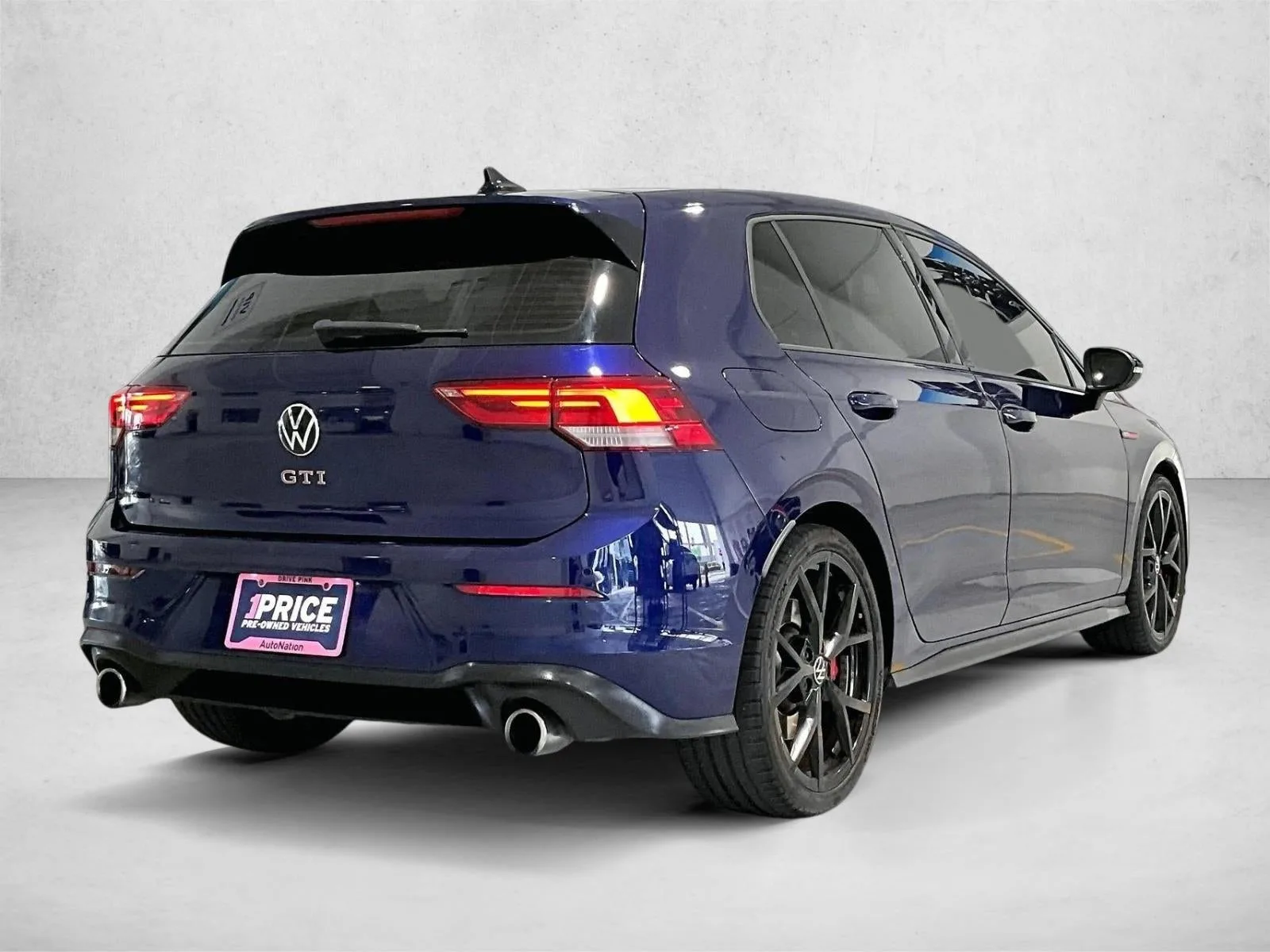 2024 Volkswagen Golf GTI 2.0T 380 Autobahn photo 2