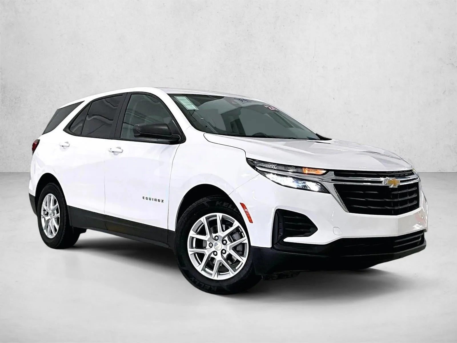 2024 Chevrolet Equinox LS photo 12