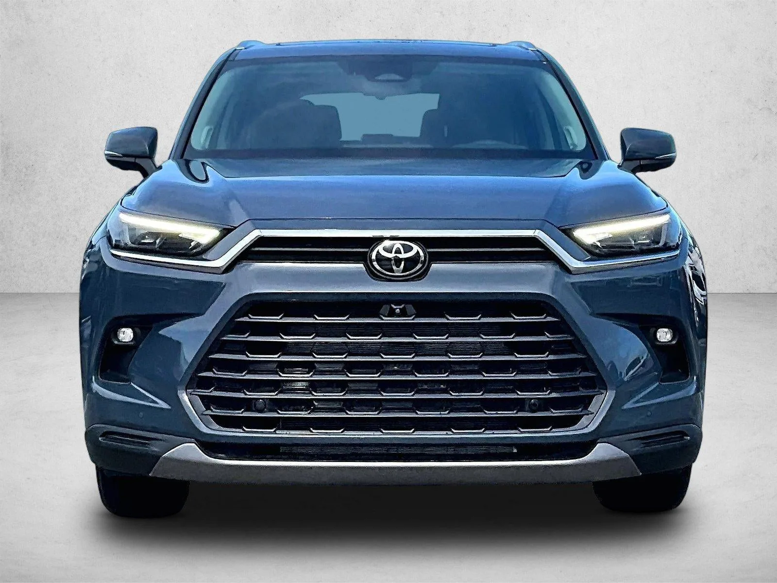 2026 Toyota Grand Highlander Platinum photo 3