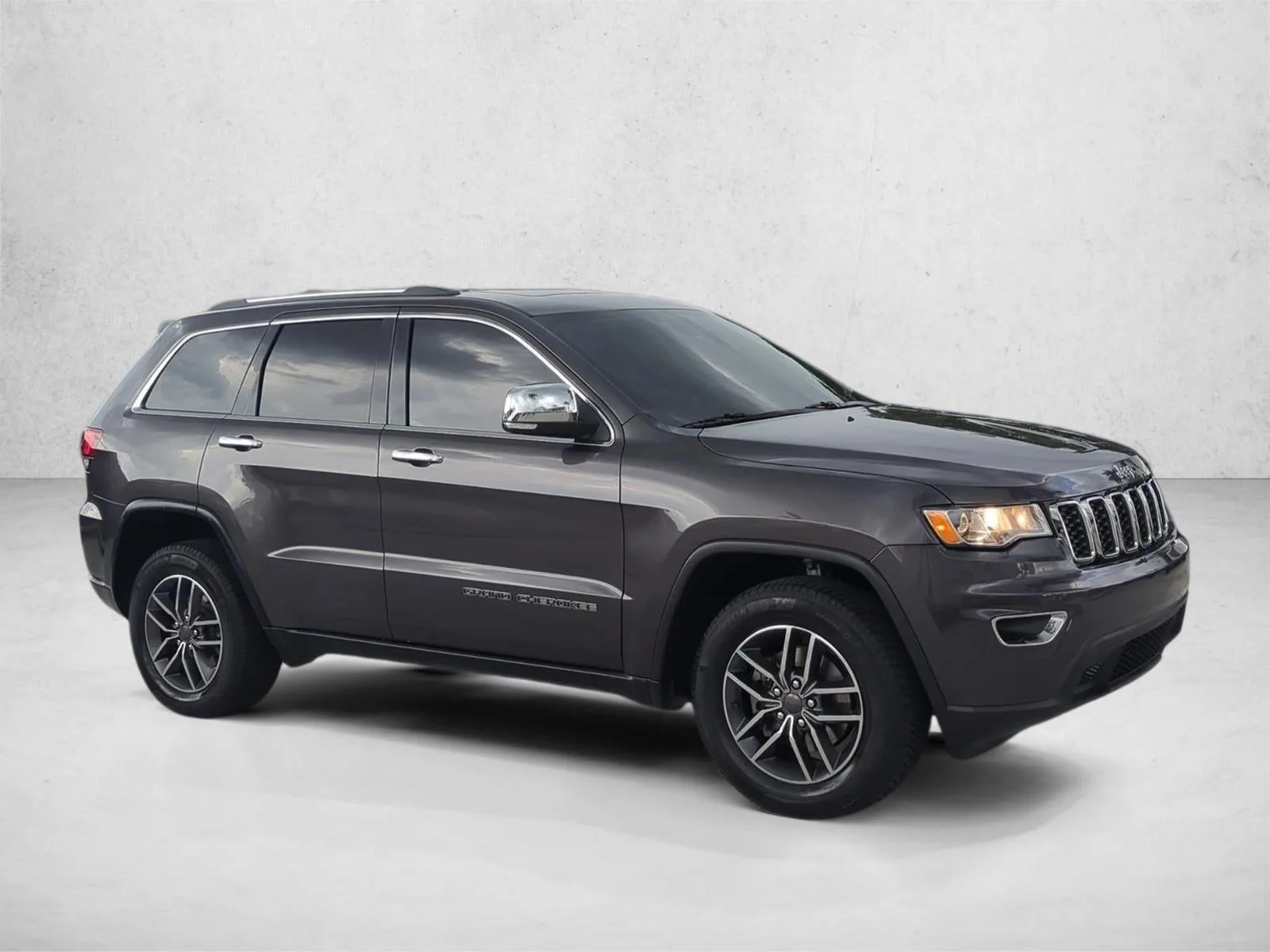 2020 Jeep Grand Cherokee Limited 4x4 photo 3