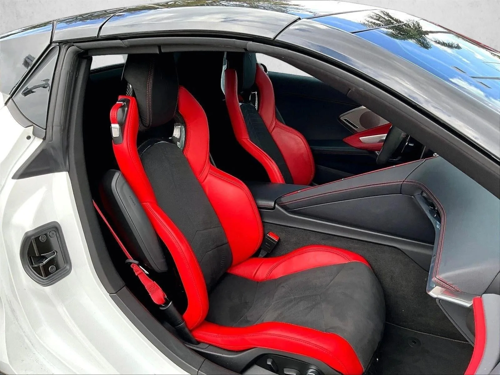 2024 Chevrolet Corvette Z06 2LZ photo 9