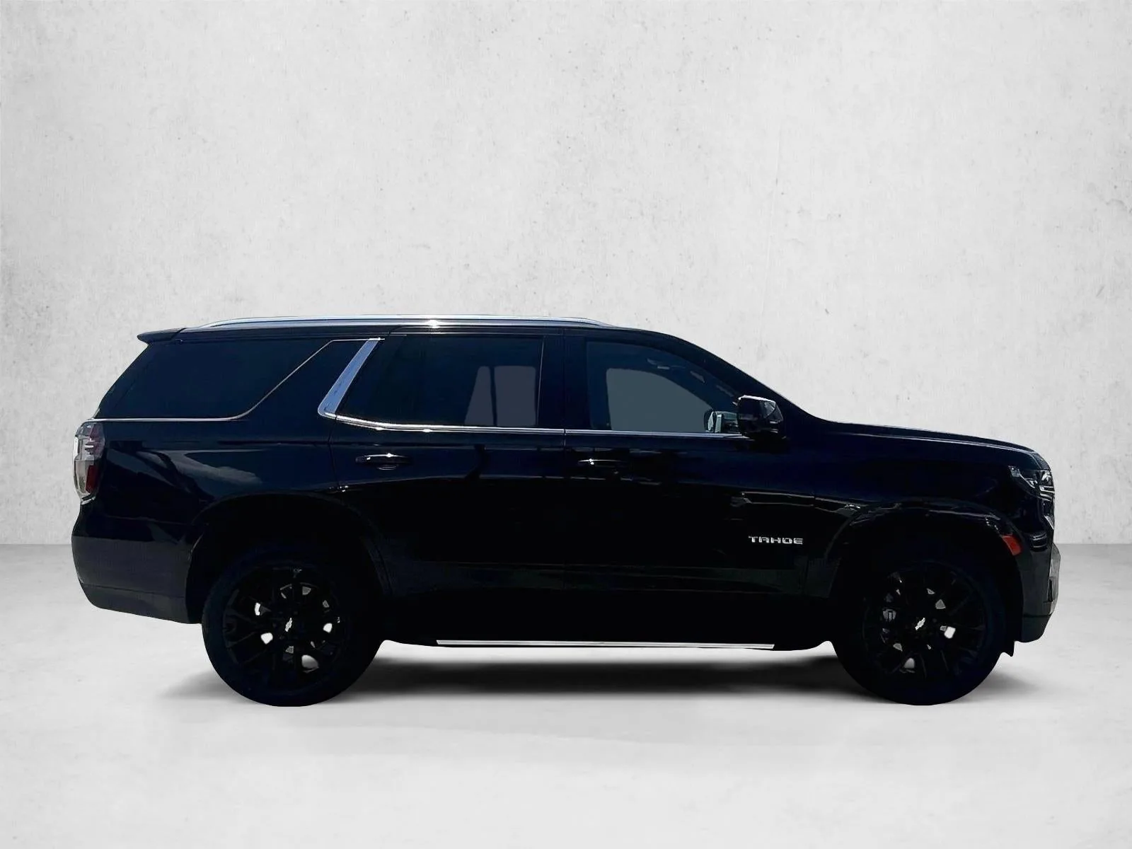 2023 Chevrolet Tahoe LT photo 5