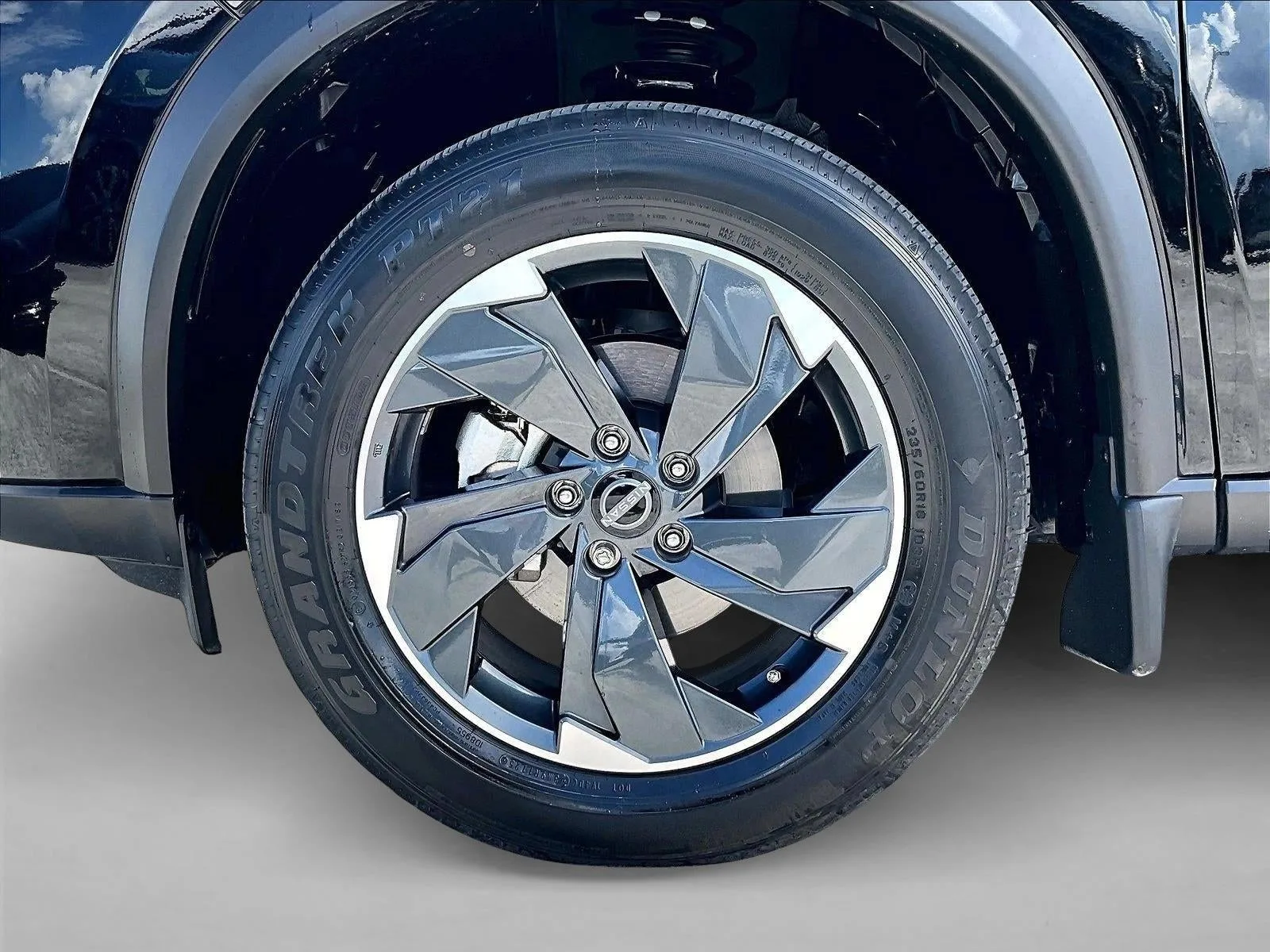 2025 Nissan Rogue SV Intelligent AWD photo 10